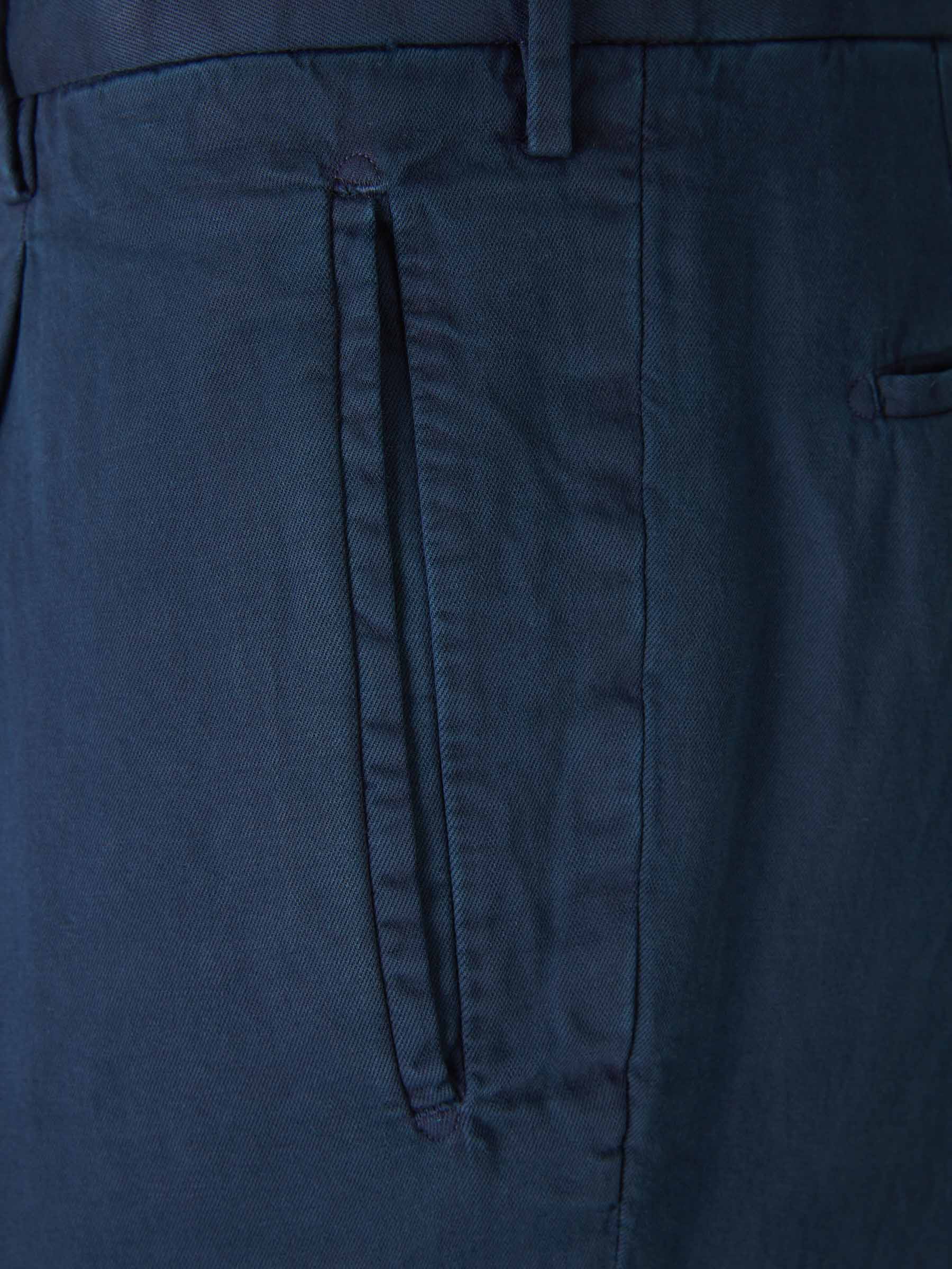 Outlet online Incotex Hombre Pantalones Formales Tapered Fit color Azul Marino sku 521-002976 02 - Foto 3