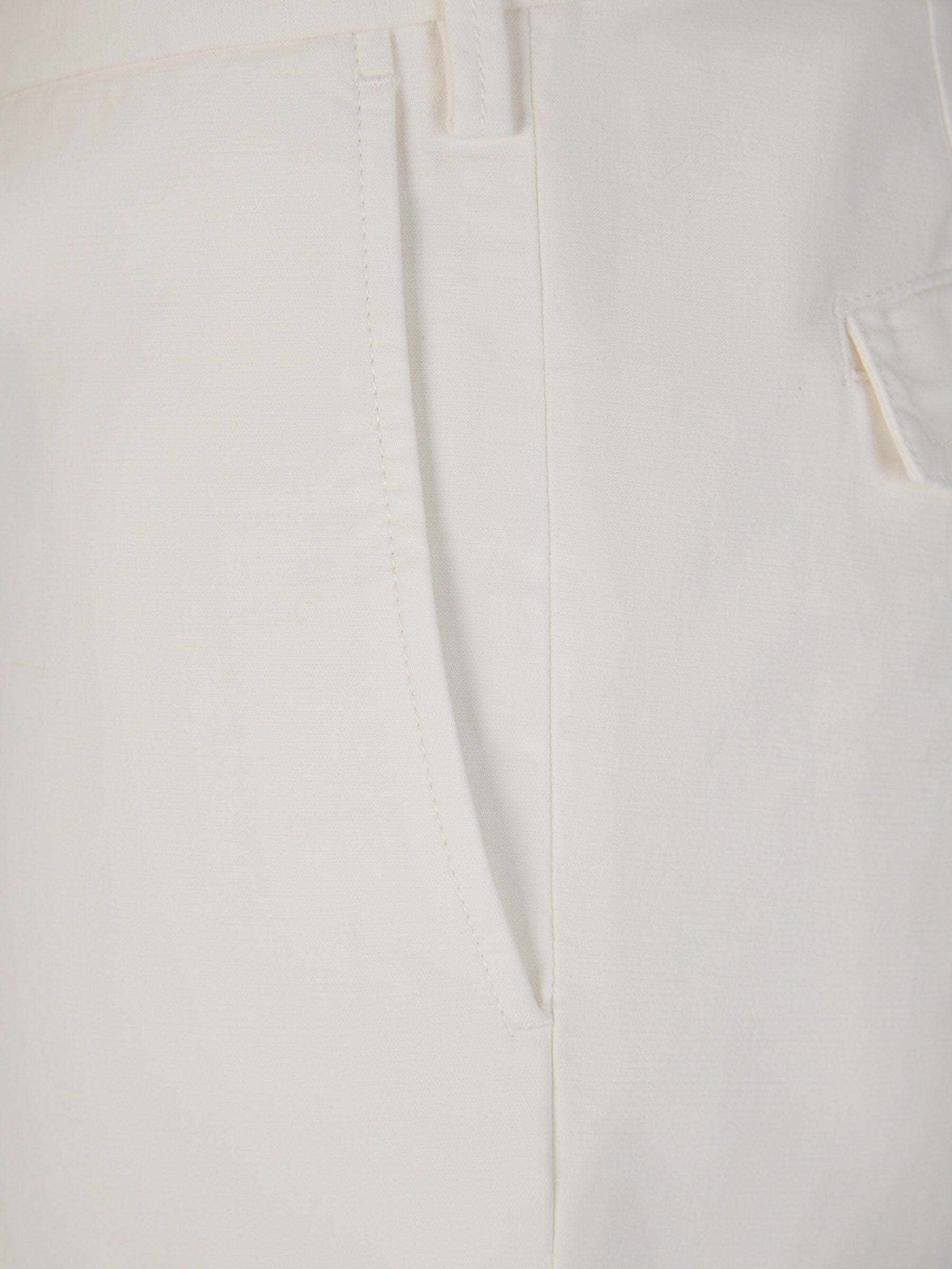 Outlet online Incotex Hombre Pantalones Cargo Algodón color Blanco sku 521-002913 03 - Foto 4