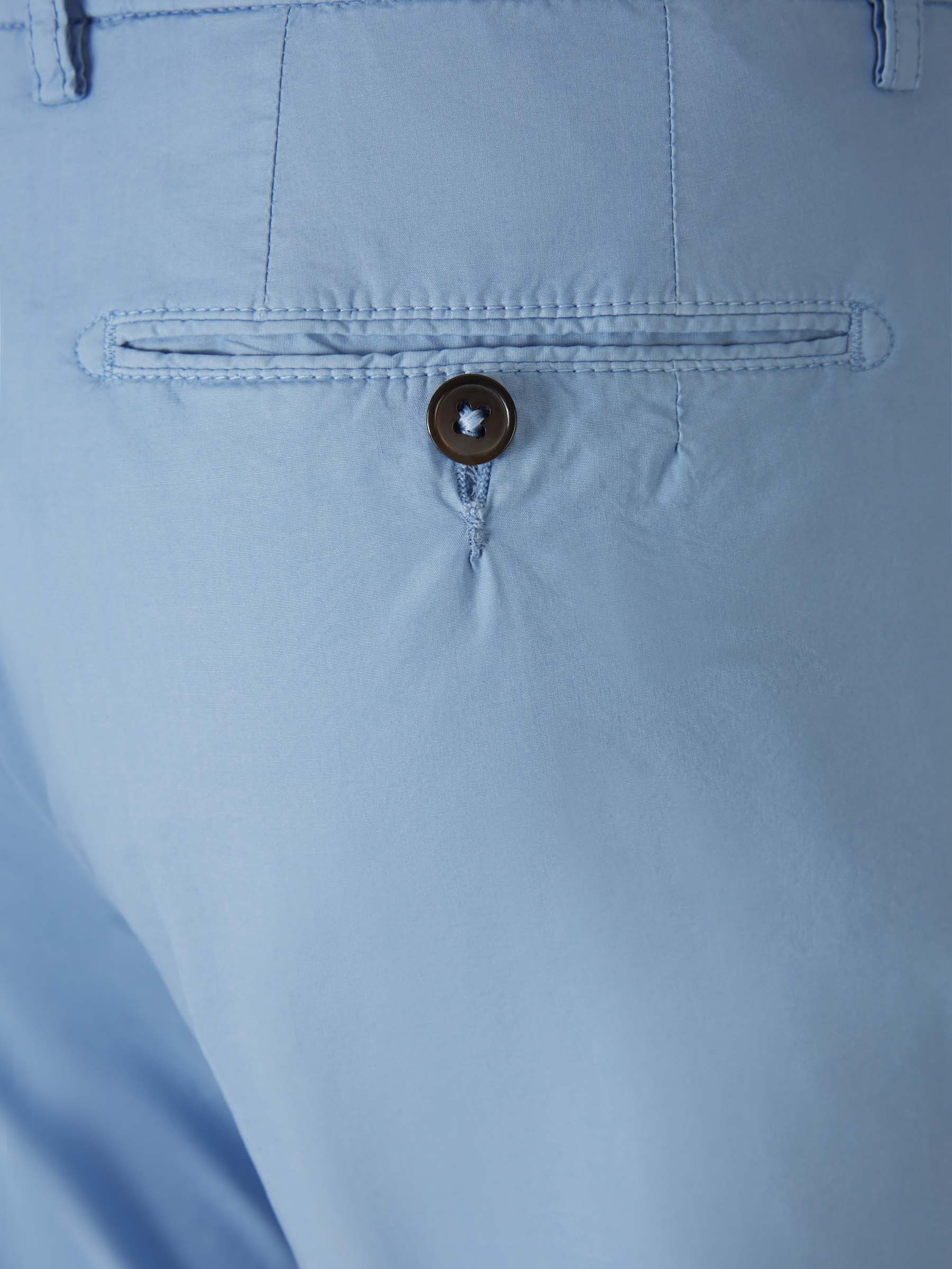 Outlet online Santa Eulalia Hombre Pantalones Chino Algodón color Azul Cielo sku 521-003032 02 - Foto 4