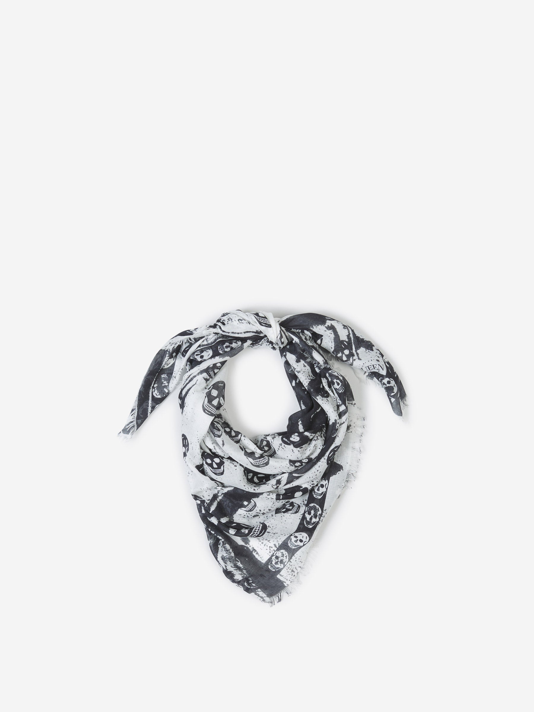 Outlet online McQueen Hombre Fular Clásico Skull color Negro sku 654-000292 01 - Foto 1