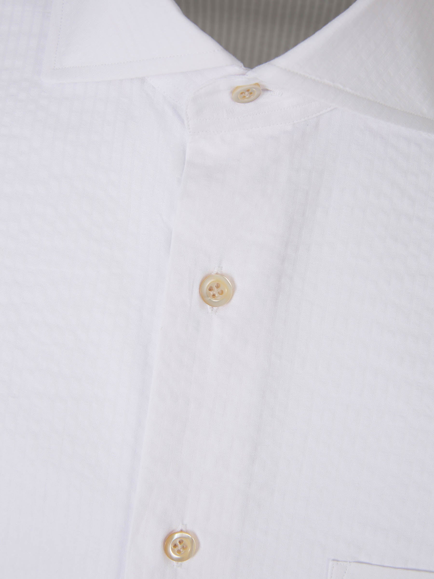 Outlet online Santa Eulalia Hombre Camisa Motivo Rayas color Blanco sku 532-000571 01 - Foto 3