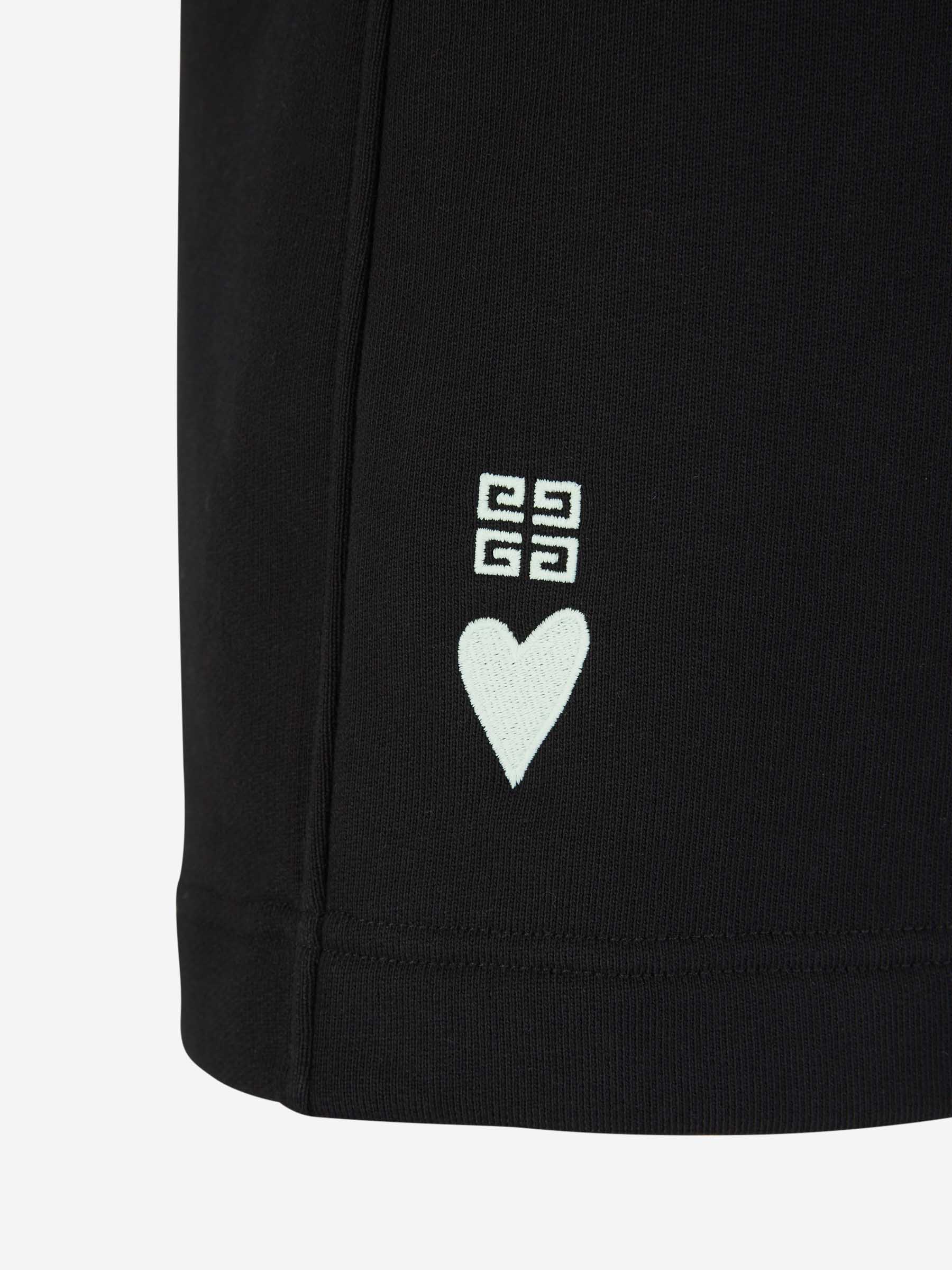 Outlet online Givenchy Hombre Shorts Estampado Algodón color Blanco sku 523-000875 02 - Foto 5