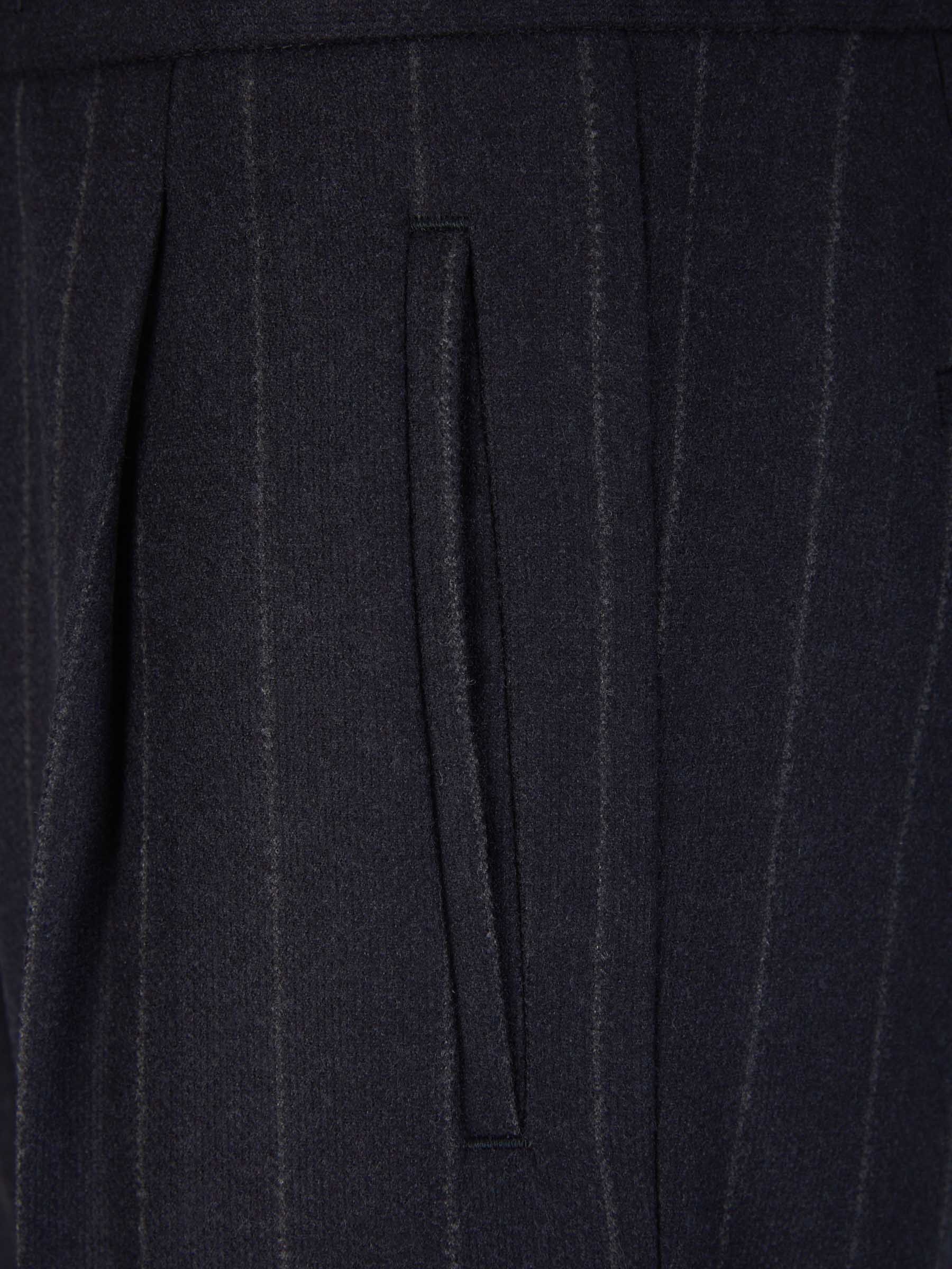 Outlet online Lardini Hombre Traje Motivo Rayas color Gris Piedra sku 312-002749 02 - Foto 8