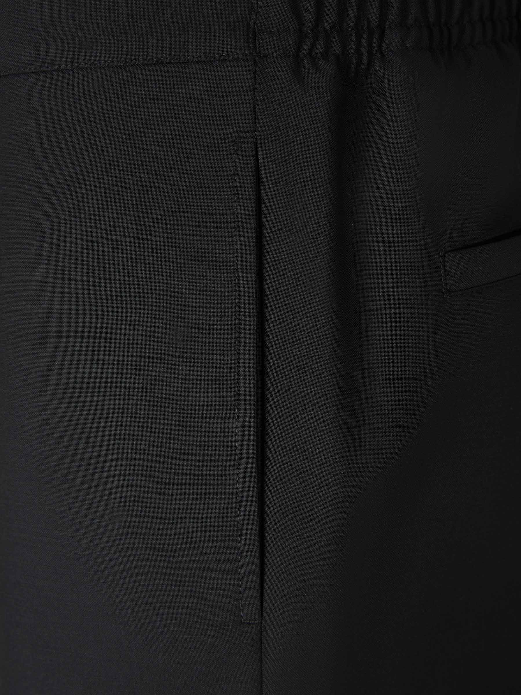 Outlet online Givenchy Hombre Pantalones Lana Mohair color Negro sku 321-000350 01 - Foto 3