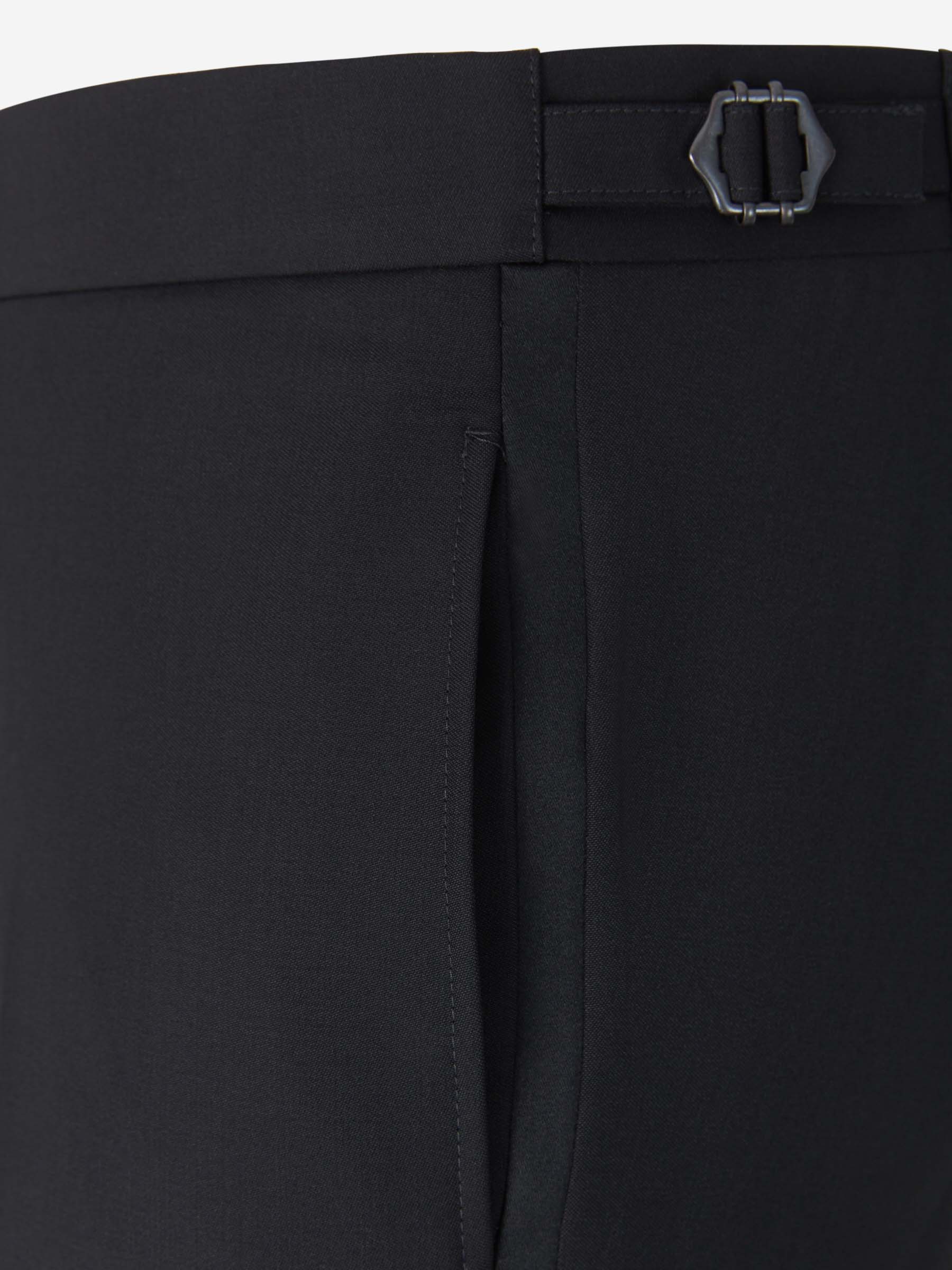 Outlet online Santa Eulalia Hombre Smoking Detalles Satén color Negro sku 331-000109 01 - Foto 9