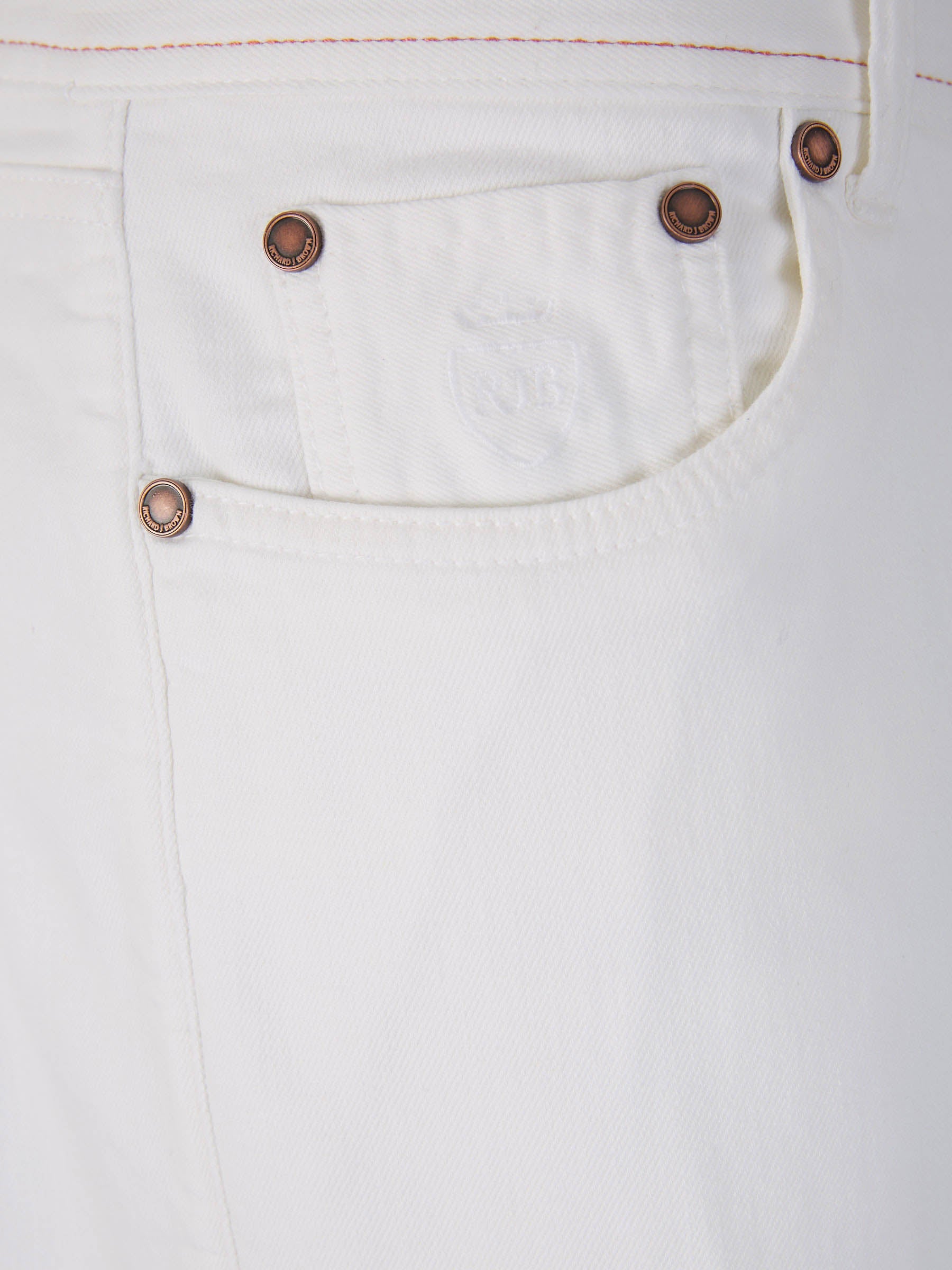 Outlet online Richard J. Brown Hombre Pantalones 5 Bolsillos color Blanco sku 522-002569 01 - Foto 3