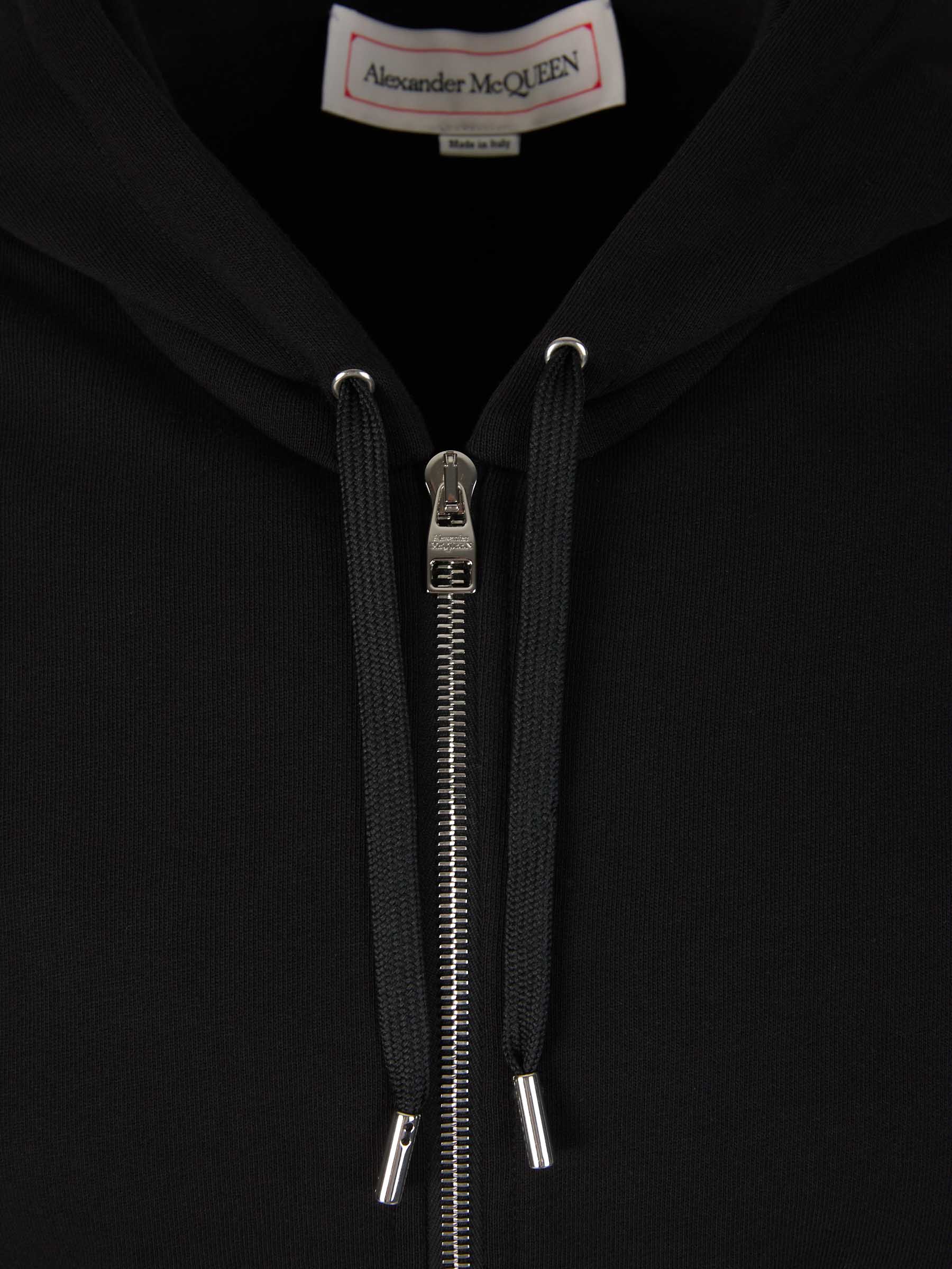 Outlet online McQueen Hombre Sudadera Cremallera Logo color Negro sku 545-001528 01 - Foto 3
