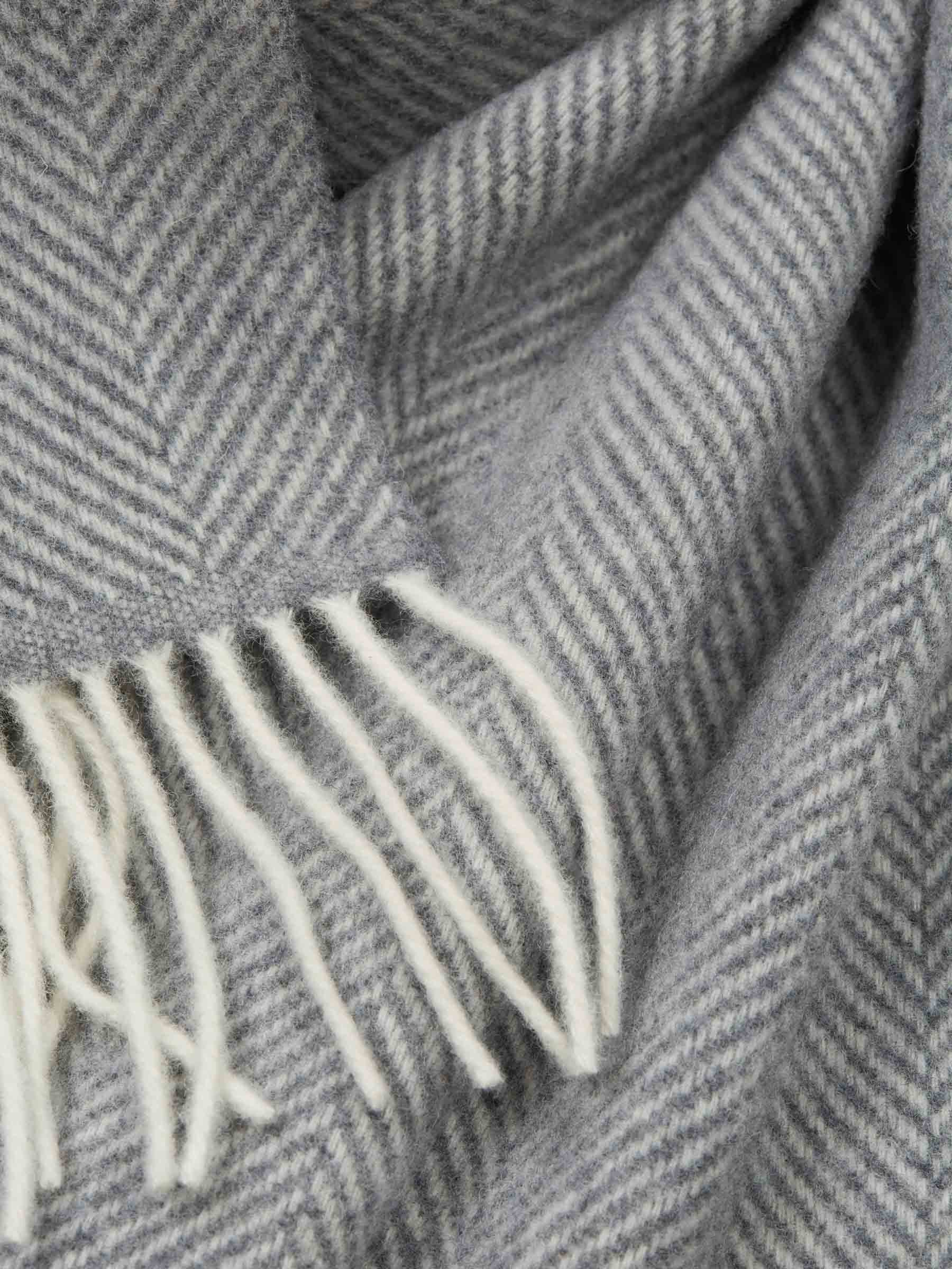Outlet online Santa Eulalia Hombre Bufanda Espiga Lana color Marfil sku 630-001244 03 - Foto 3