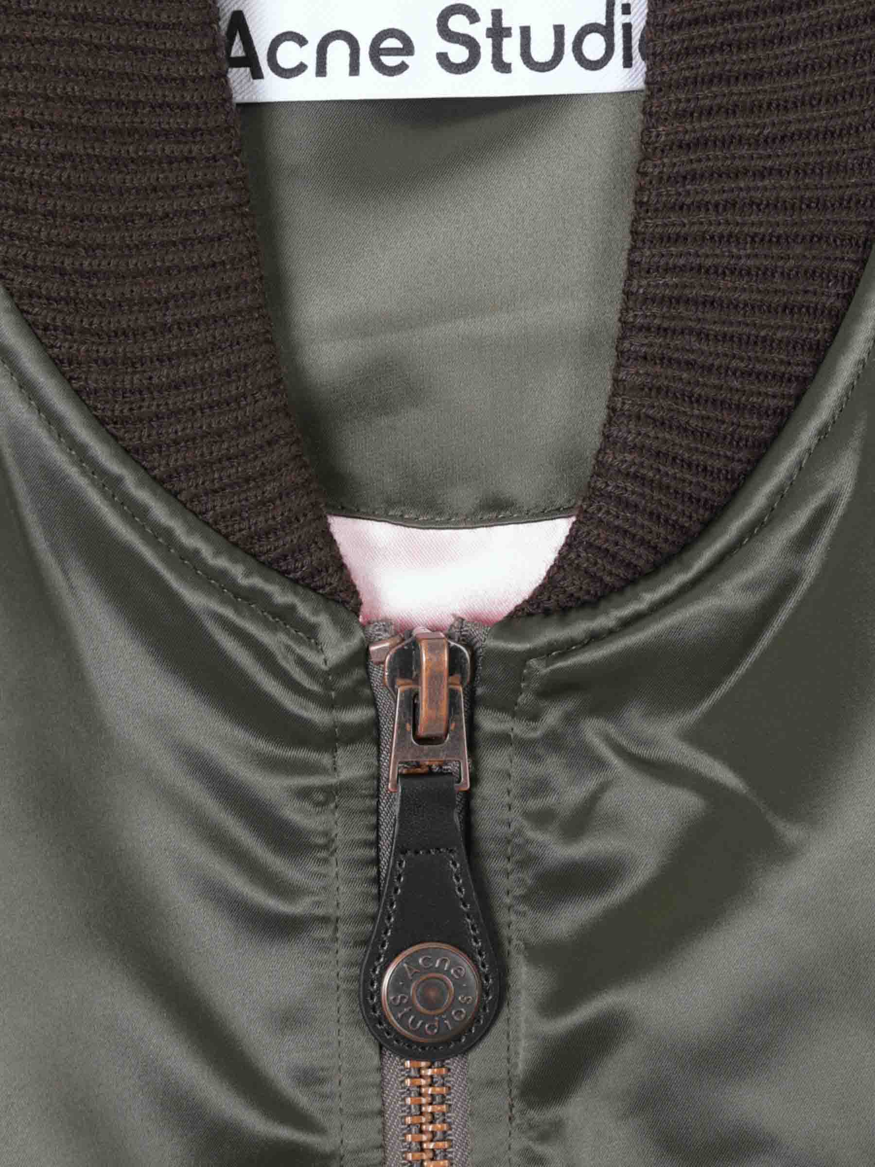 Acne Studios Hombre Barcelona Chaqueta Acolchada Técnica color Verde Oscuro sku 512-002427 01 - Foto 4