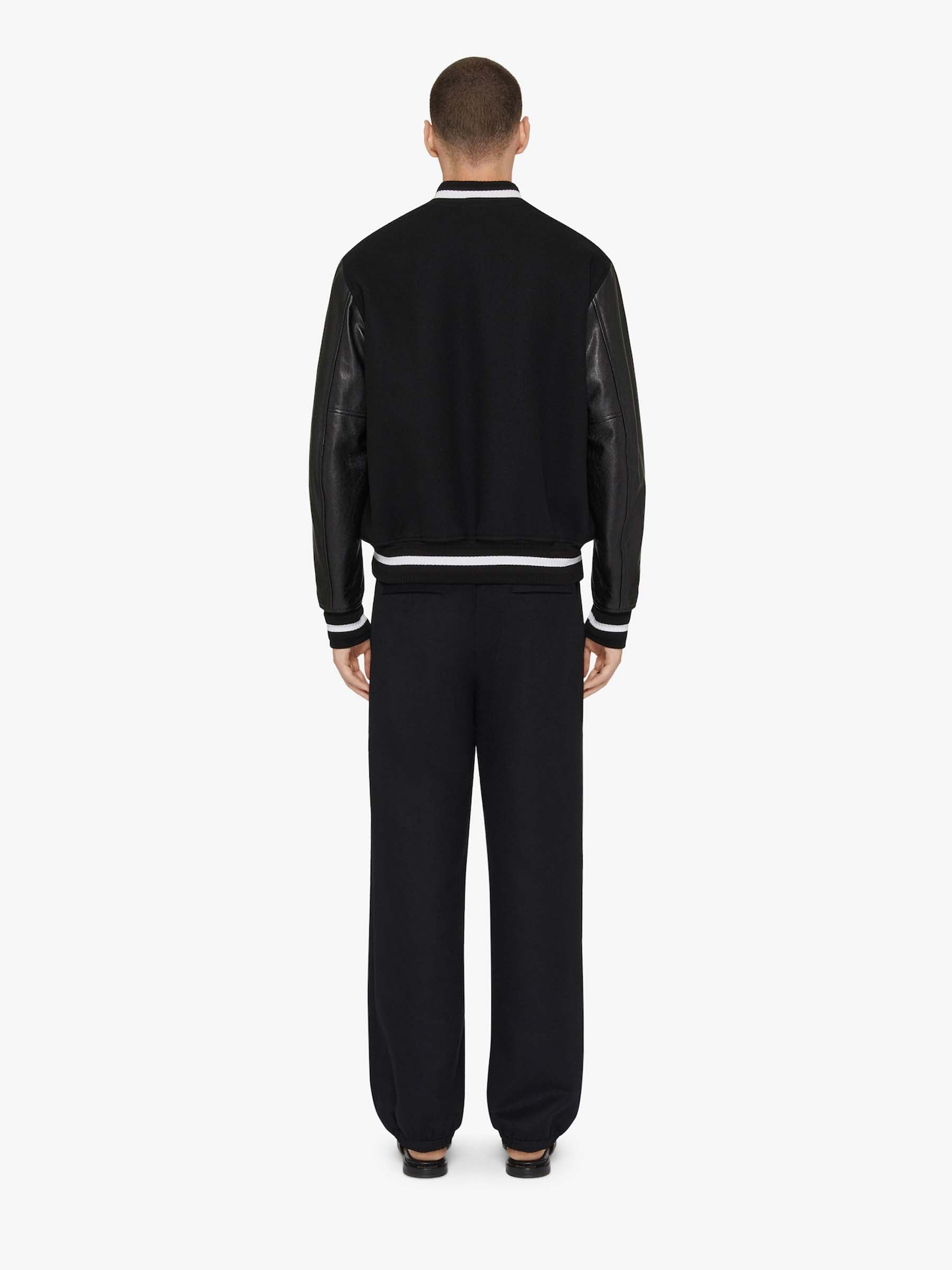 Givenchy Hombre Barcelona Chaqueta Bomber Logo color Negro sku 512-002445 01 - Foto 3