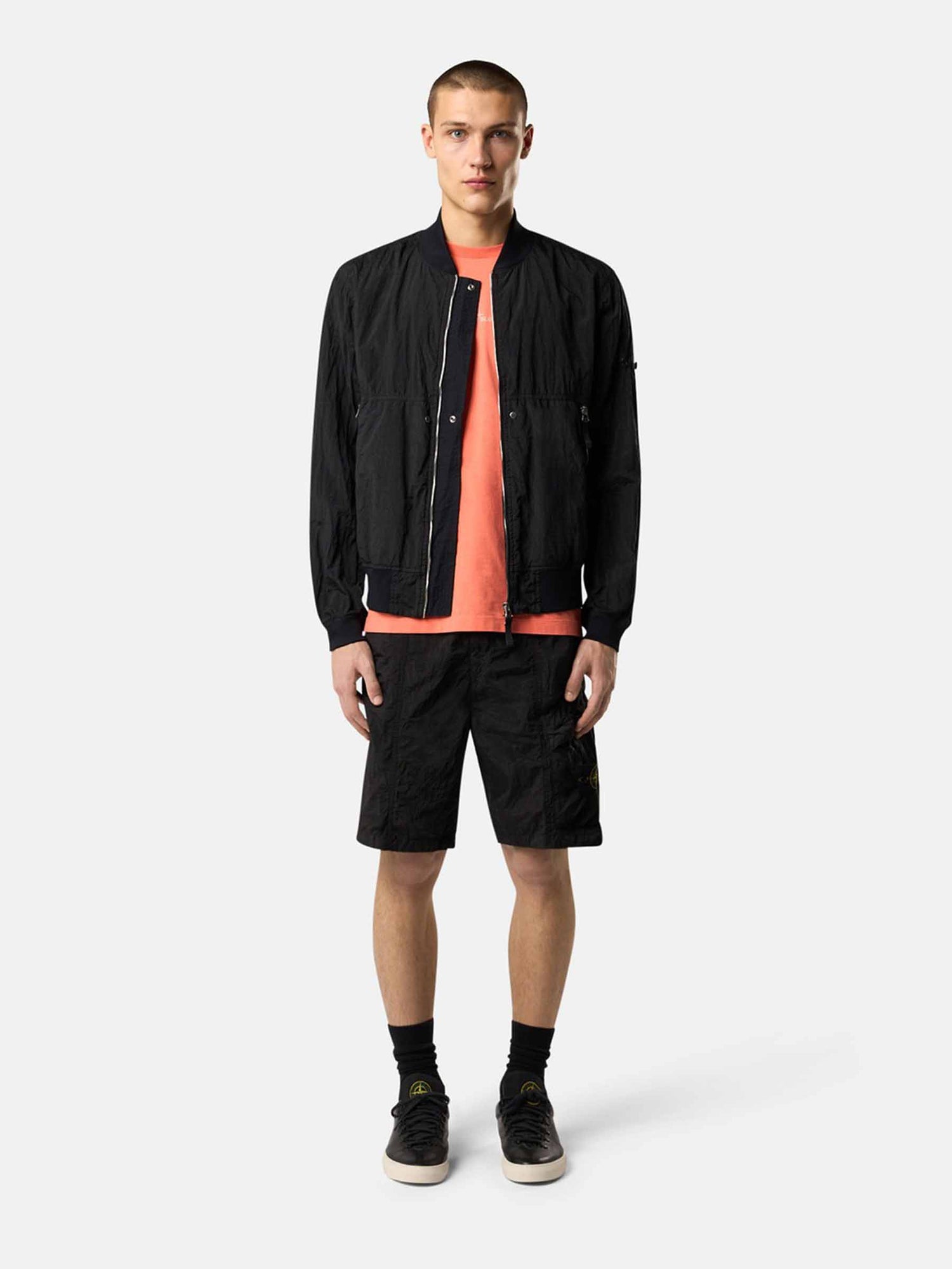 Stone Island Hombre Barcelona Chaqueta Bomber Watro color Negro sku 512-002502 01 - Foto 2