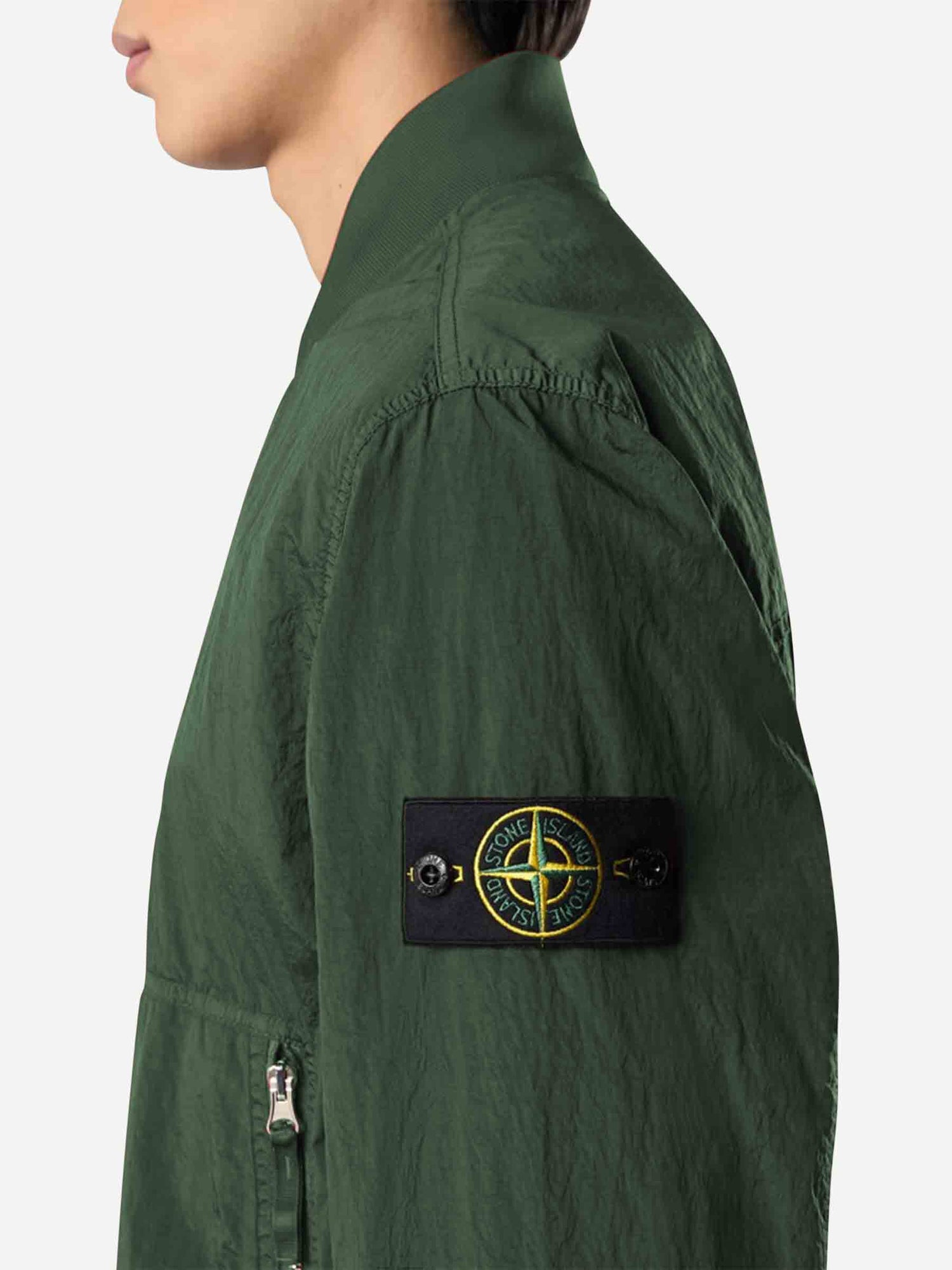 Stone Island Hombre Barcelona Chaqueta Bomber Watro color Verde Militar sku 512-002502 02 - Foto 4