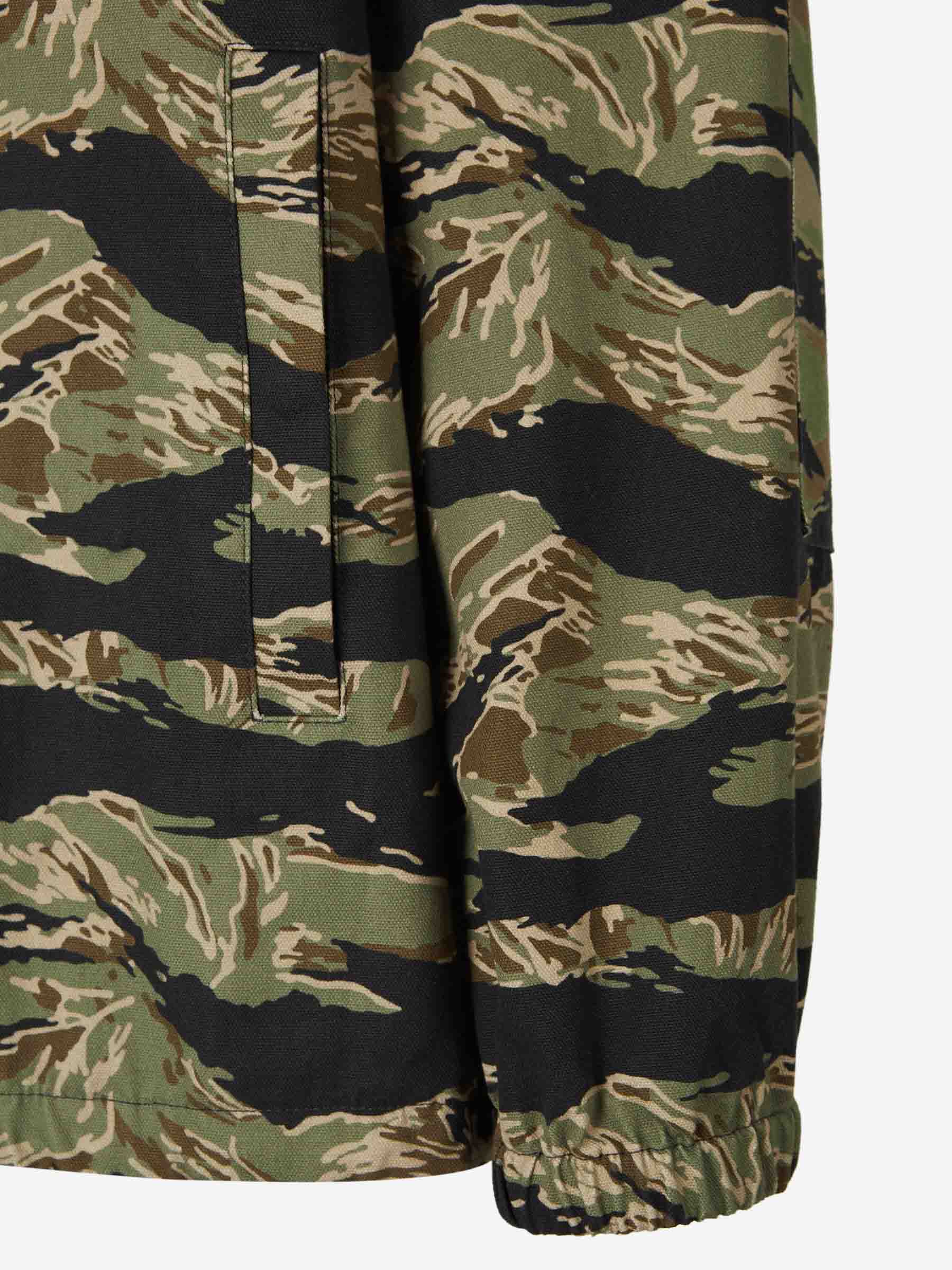 Givenchy Hombre Barcelona Chaqueta Cortavientos Logo color Camuflaje Verde sku 512-002517 01 - Foto 5