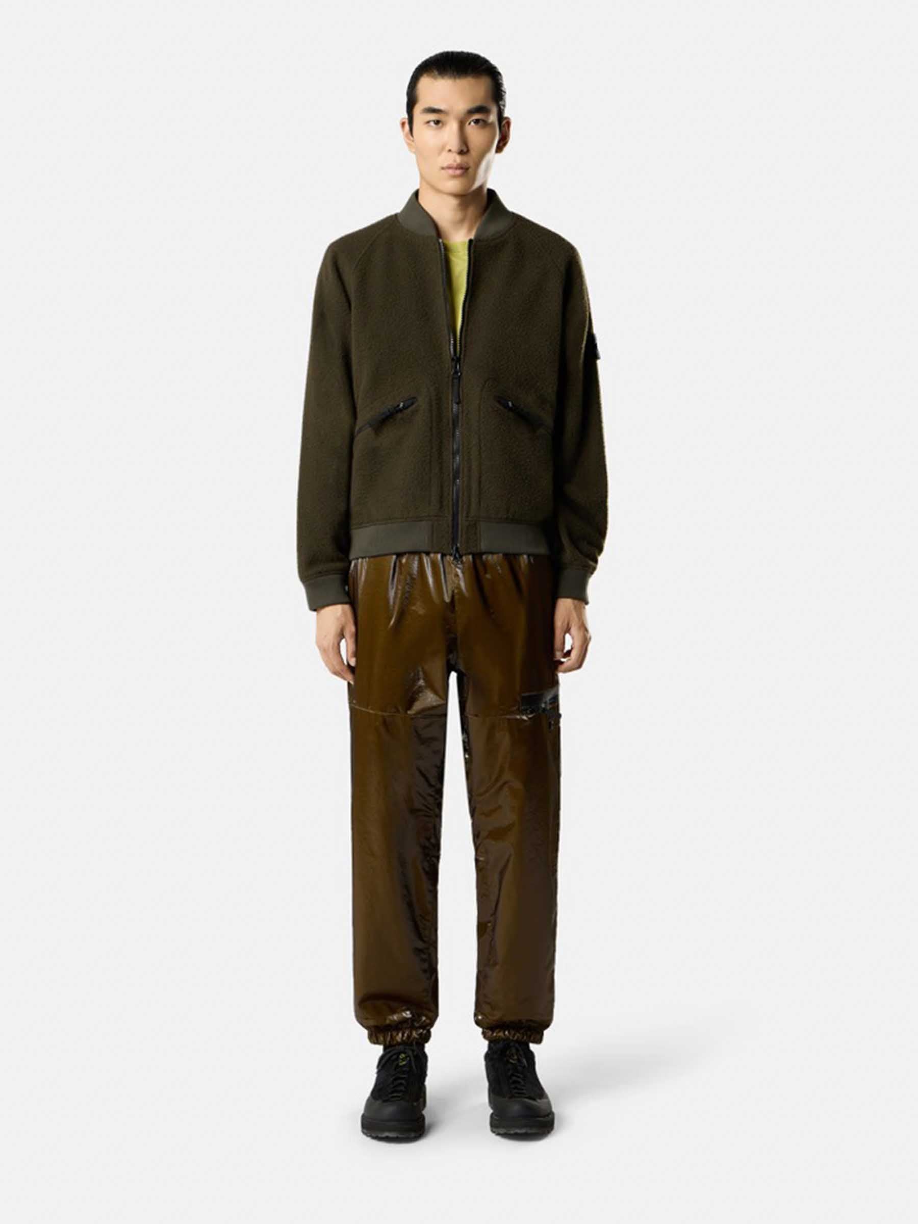 Outlet online Stone Island Hombre Chaqueta Bomber Ratinada color Verde Militar sku 512-002606 01 - Foto 2