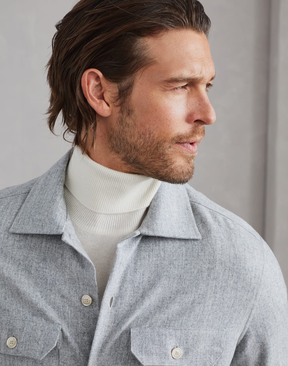 Outlet online Brunello Cucinelli Hombre Sobrecamisa Lisa Botones color Gris Claro sku 513-000011 01 - Foto 9