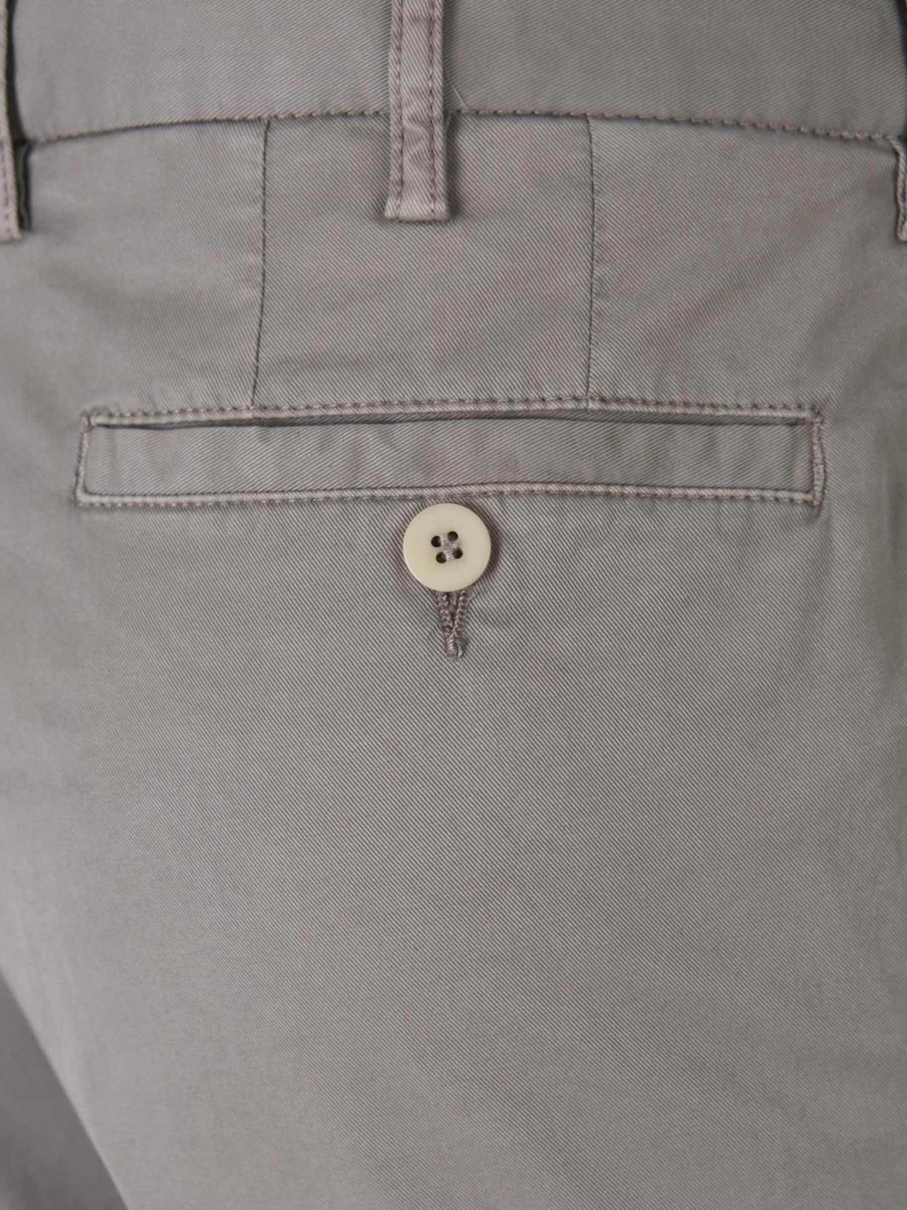Outlet online Santa Eulalia Hombre Pantalones Pinzas Algodón color Burdeos sku 521-002375 06 - Foto 16
