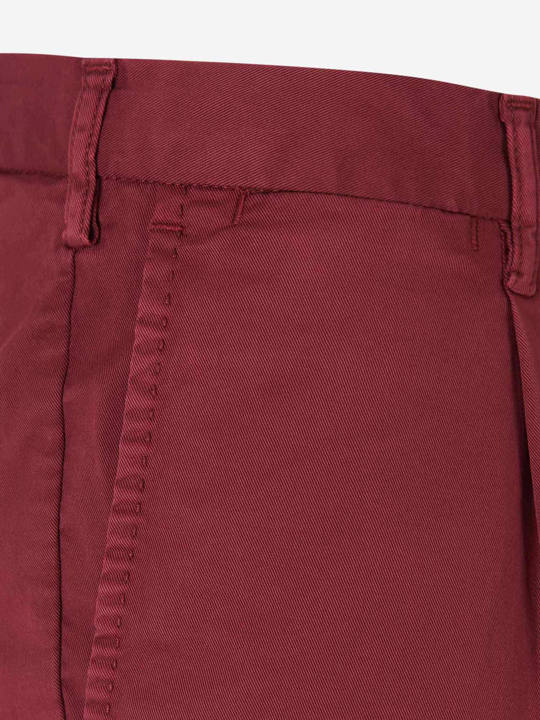 Santa Eulalia Pantalones Pinzas Algodón color Verde Militar sku 521-002375 07 - Foto 17
