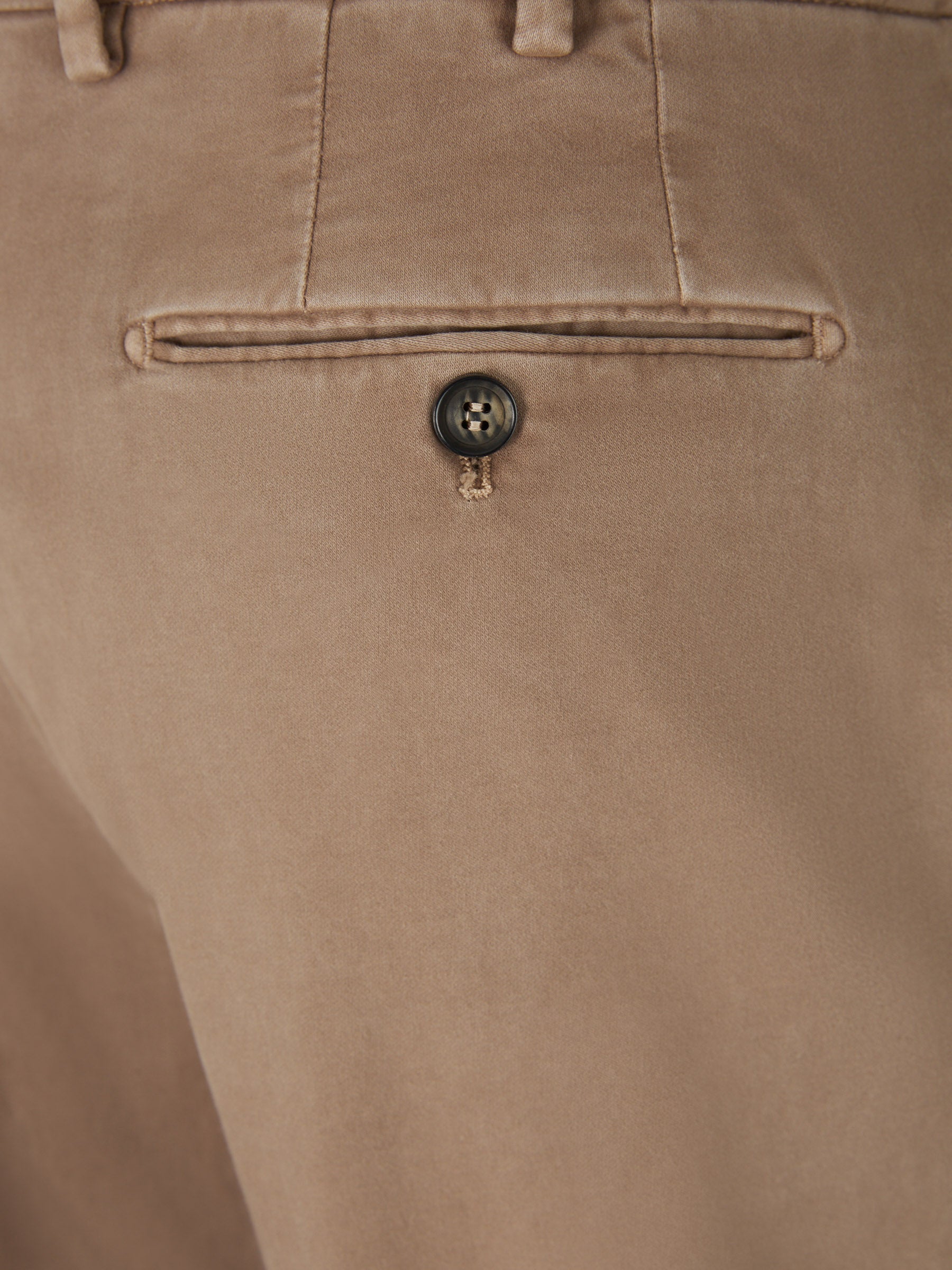 Outlet online Santa Eulalia Hombre Pantalones Chinos Aterciopelados color Marrón sku 521-002559 05 - Foto 16