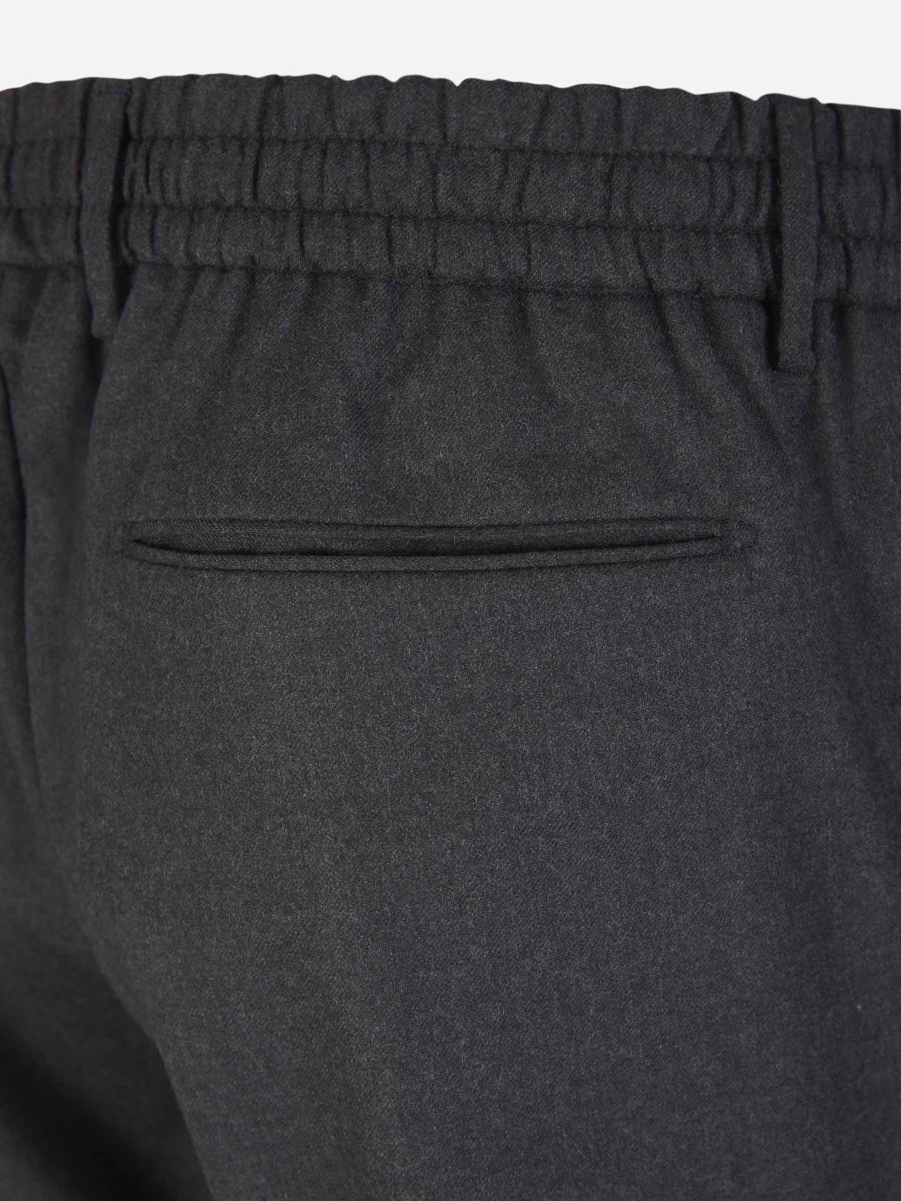 Outlet online Berwich Hombre Joggers Formales color Gris Antracita sku 521-002908 01 - Foto 4