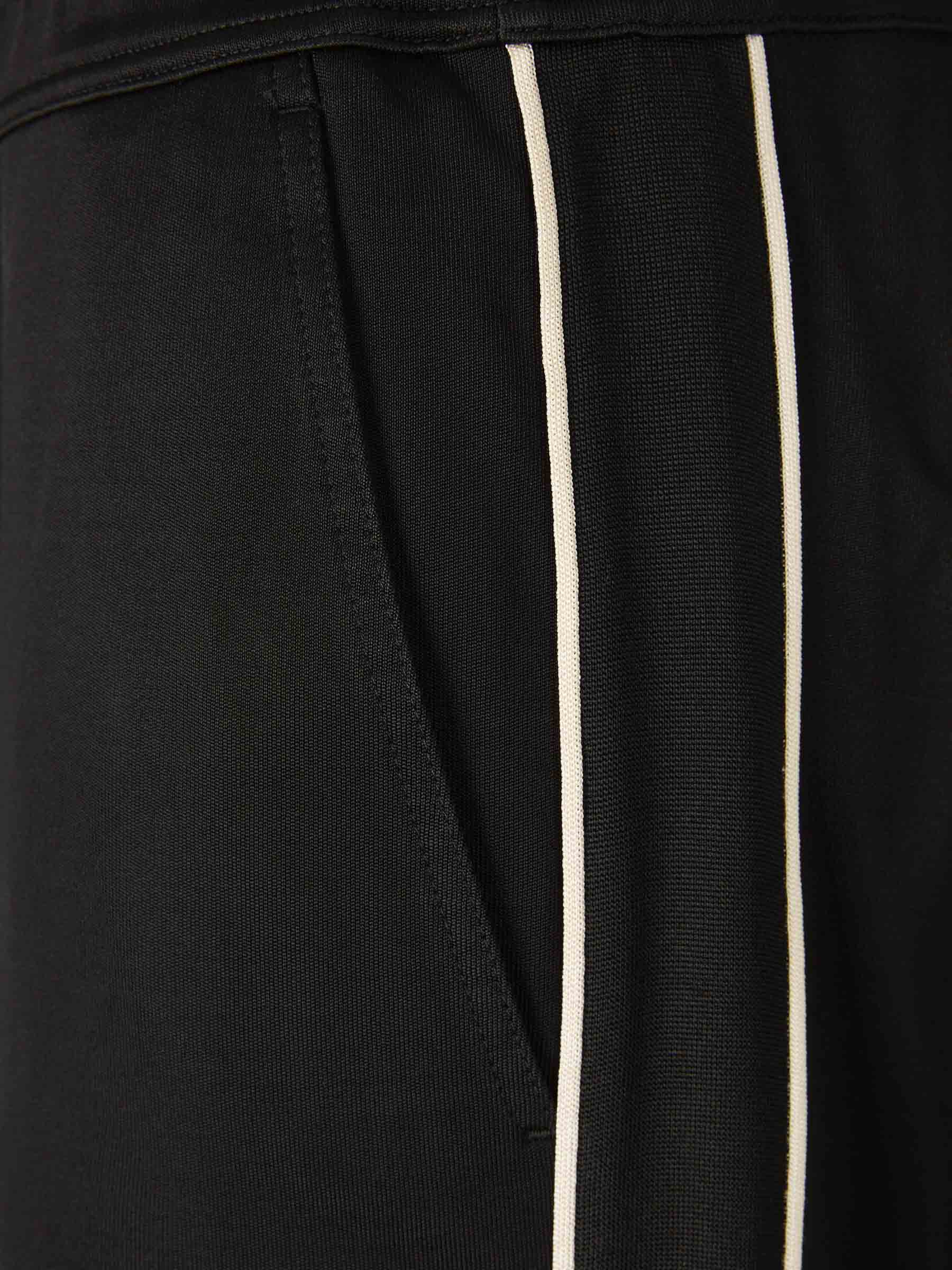 Outlet online Tom Ford Hombre Joggers Técnicos color Negro sku 521-003073 01 - Foto 4