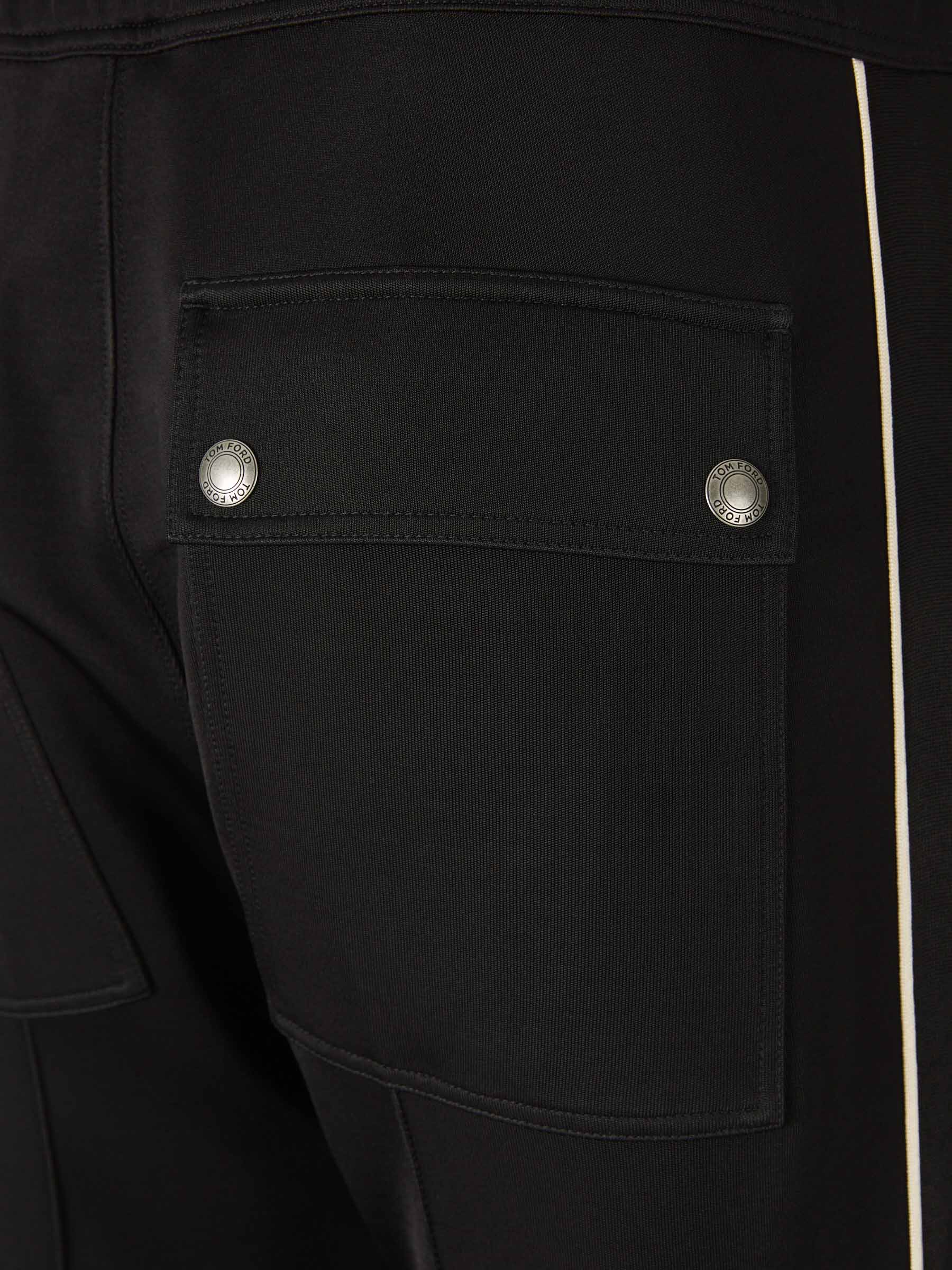 Outlet online Tom Ford Hombre Joggers Técnicos color Negro sku 521-003073 01 - Foto 5