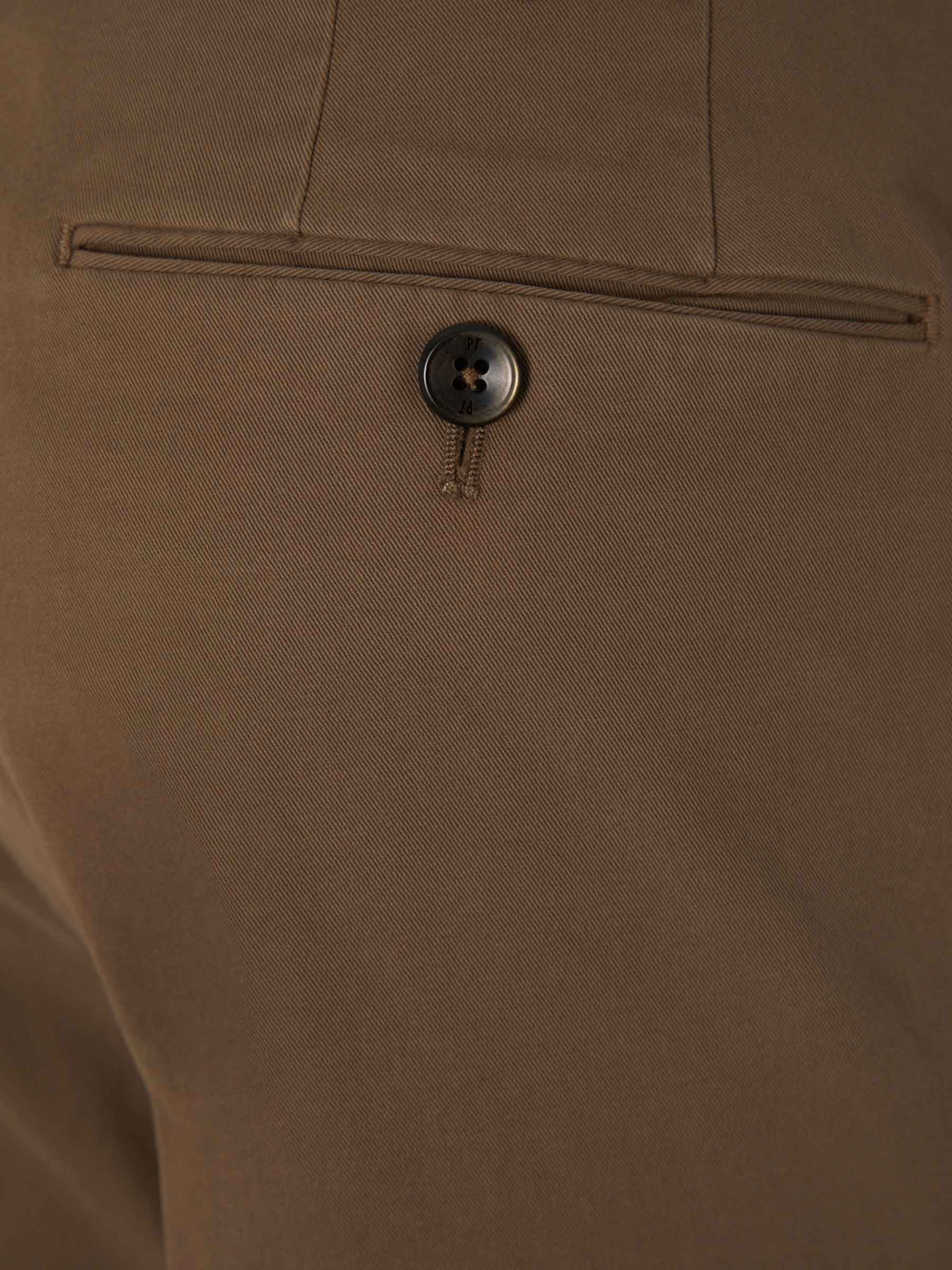 Outlet online PT Torino Hombre Pantalones Chinos Slim color Camel sku 521-003160 02 - Foto 4