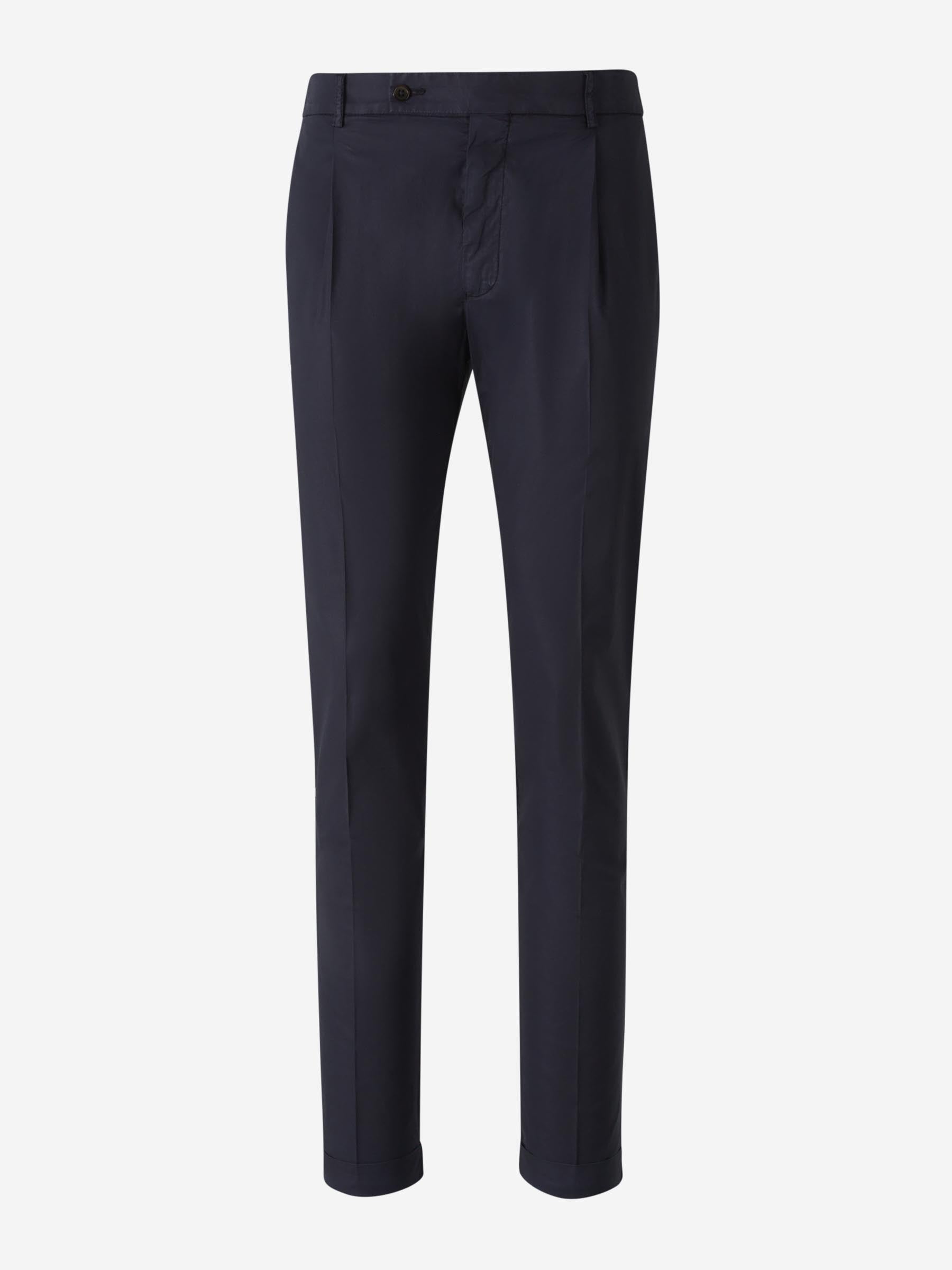 Outlet online Santa Eulalia Hombre Pantalones Formales Pinzas color Azul Marino sku 521-003270 04 - Foto 1