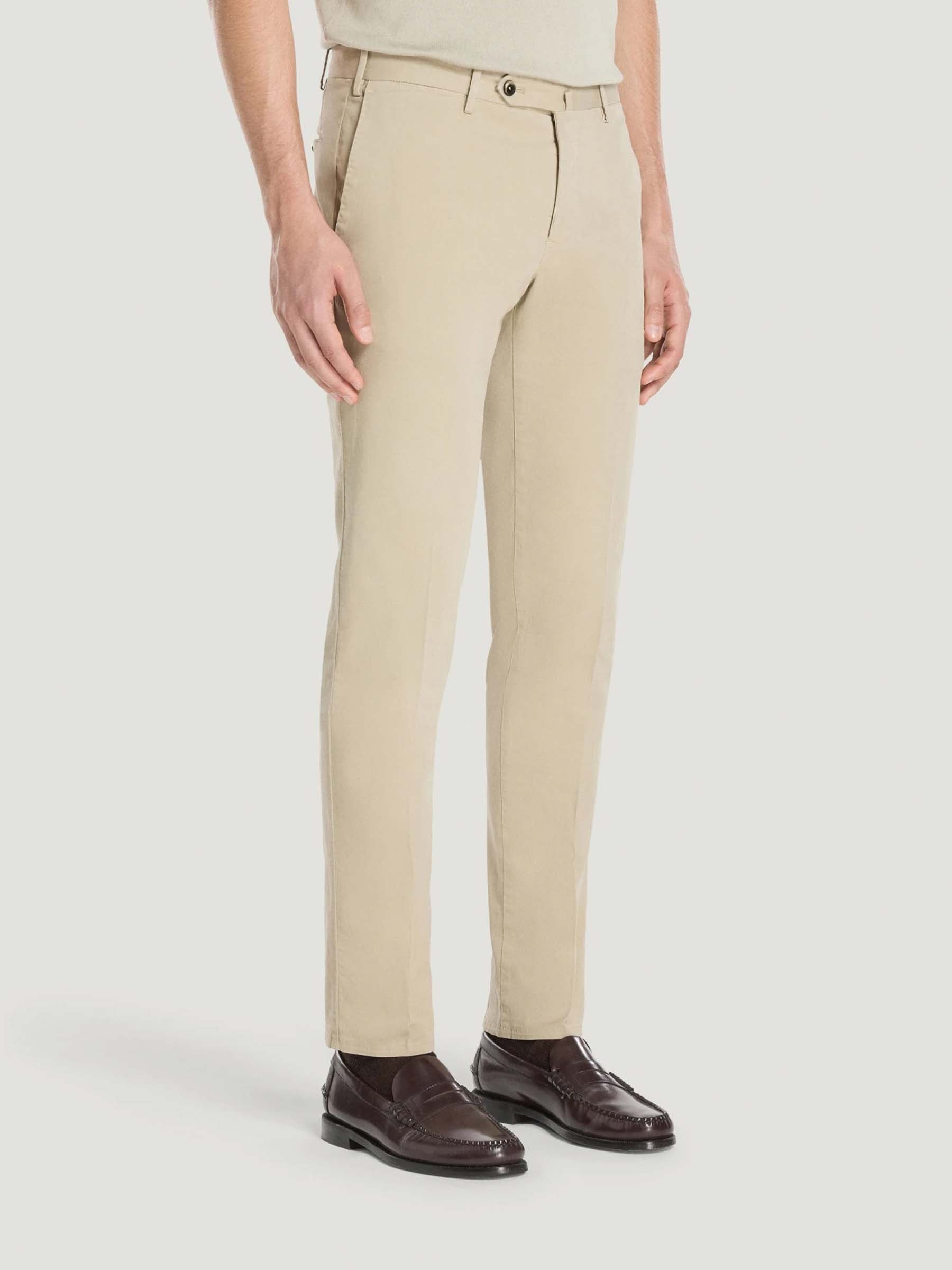 PT Torino Hombre Barcelona Pantalones Chinos Slim color Taupe sku 521-003301 02 - Foto 3