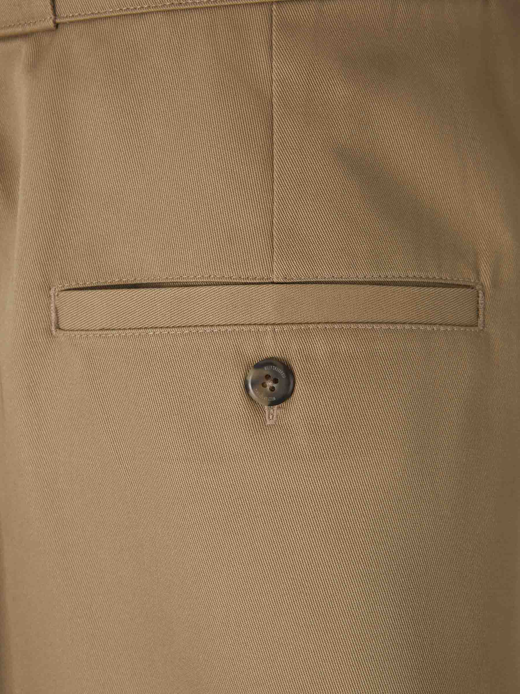 Outlet online Willy Chavarria Hombre Pantalones Chinos Cholo color Camel sku 521-003325 01 - Foto 6