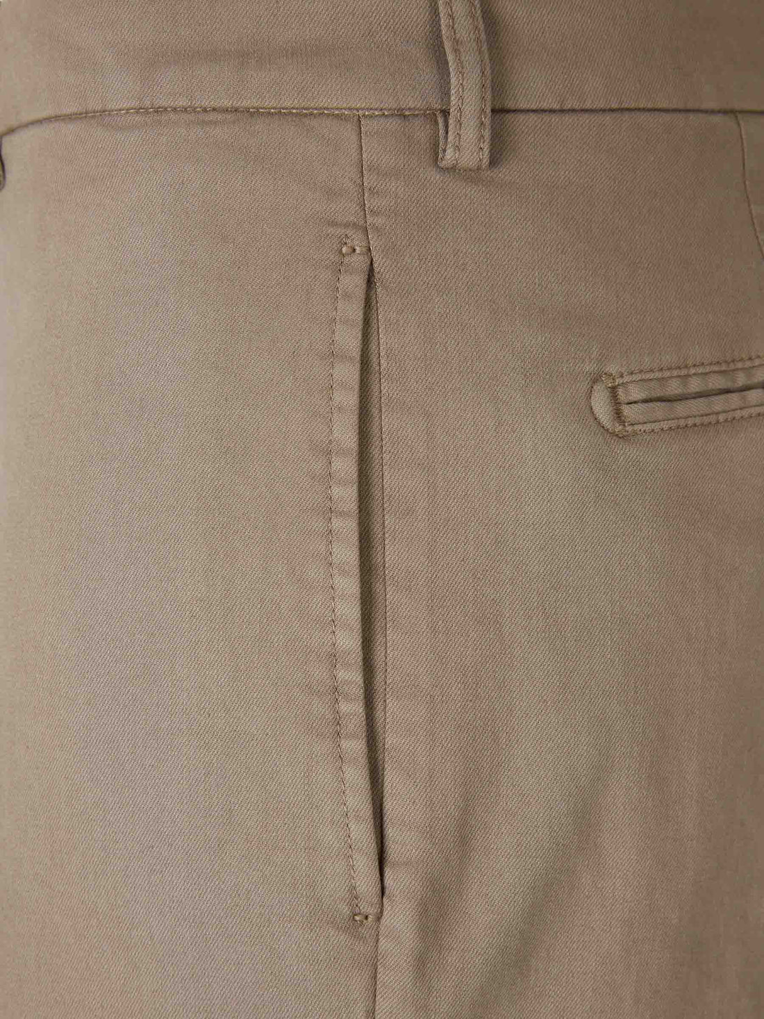 Outlet online Berwich Hombre Pantalones Rectos color Marrón sku 521-003491 02 - Foto 2