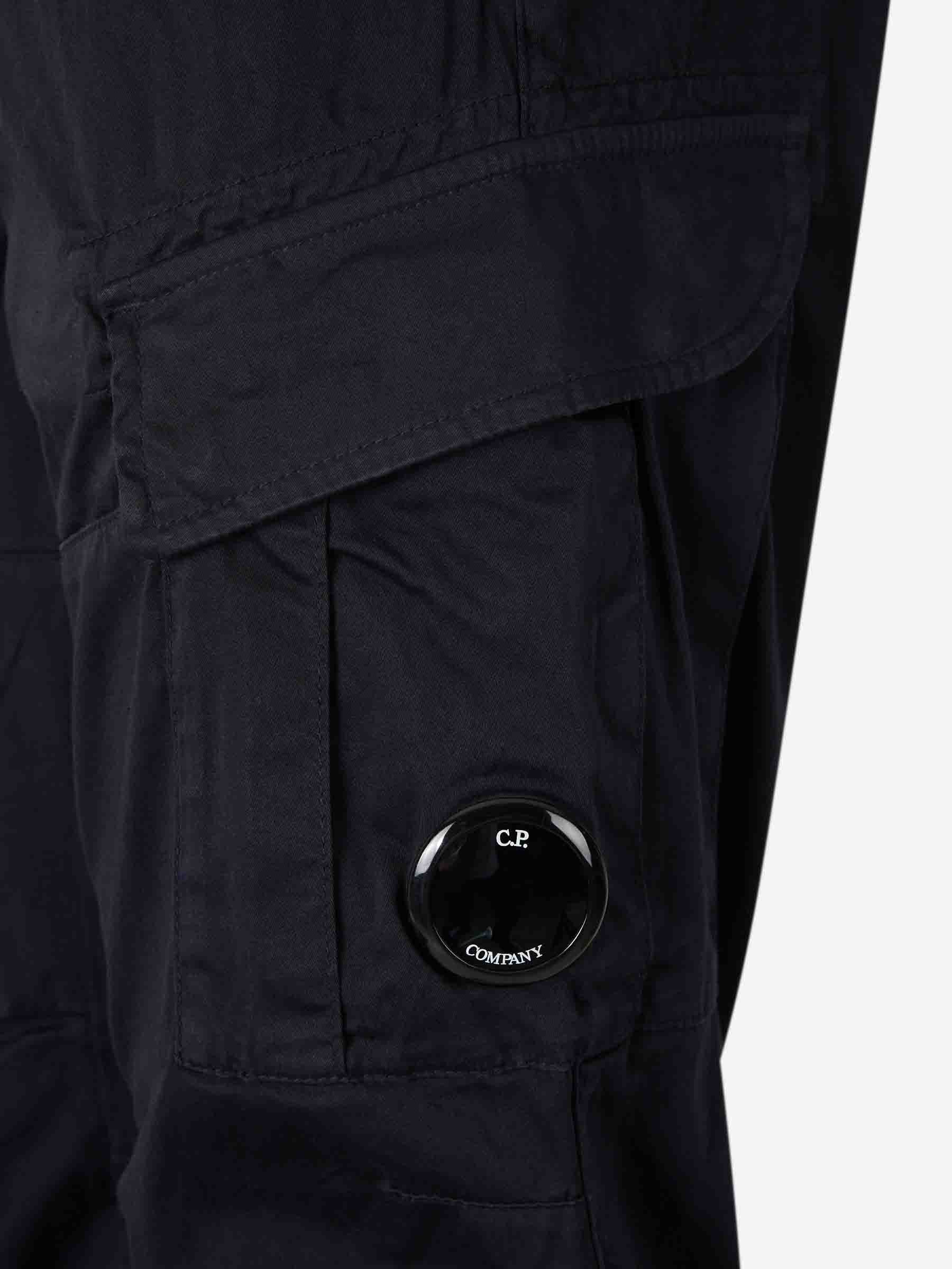 C.P. Company Hombre Barcelona Pantalones Slim Cargo color Azul Noche sku 521-003642 01 - Foto 5