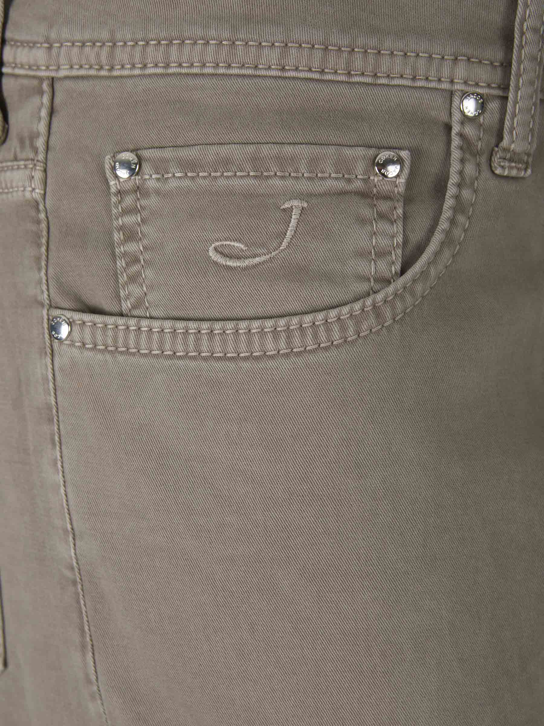 Outlet online Jacob Cohën Hombre Pantalones 5 Bolsillos Bard color Marron sku 522-002298 05 - Foto 17