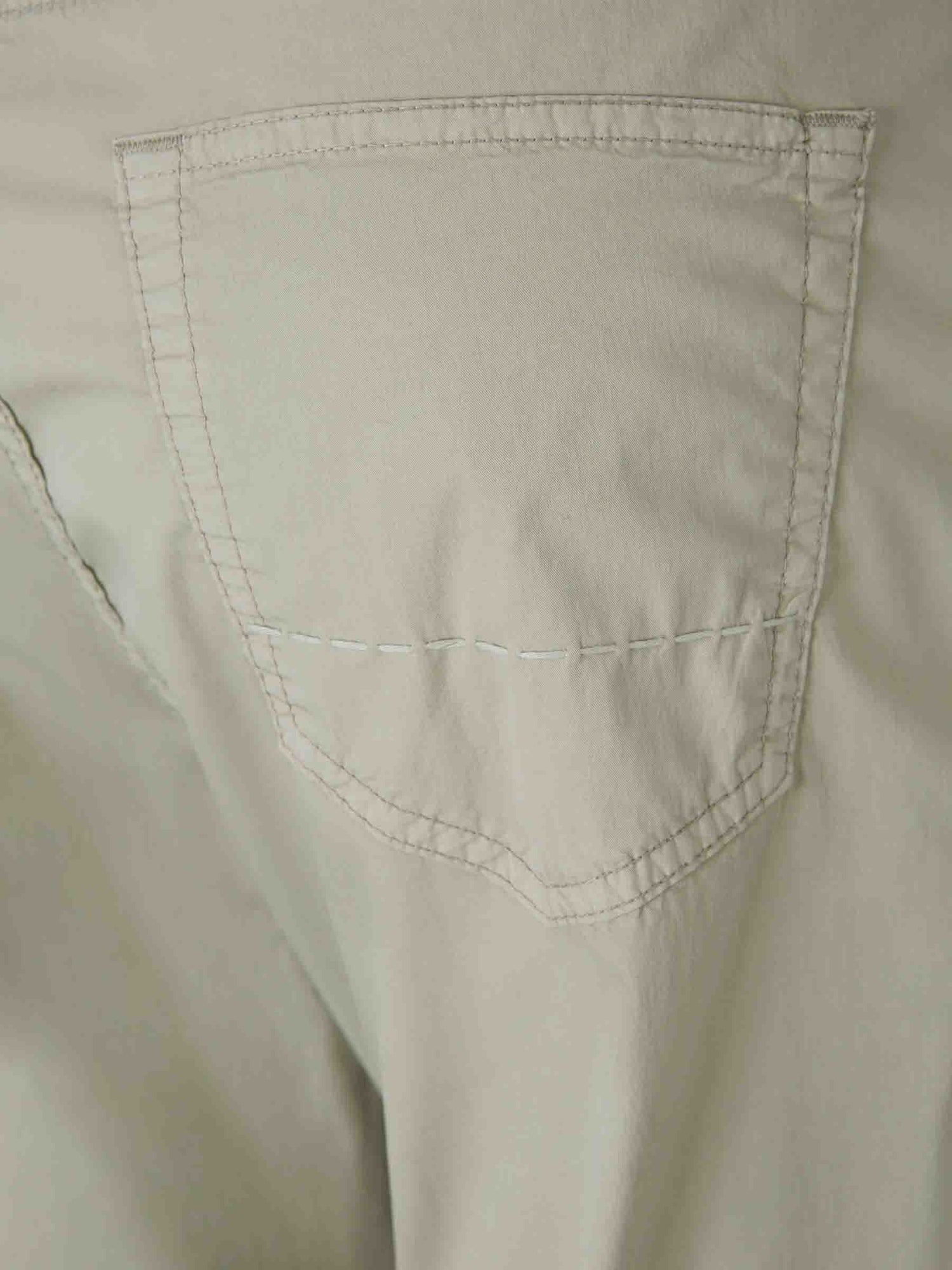 Richard J. Brown Hombre Barcelona Jeans Straight Fit color Taupe sku 522-002743 01 - Foto 4