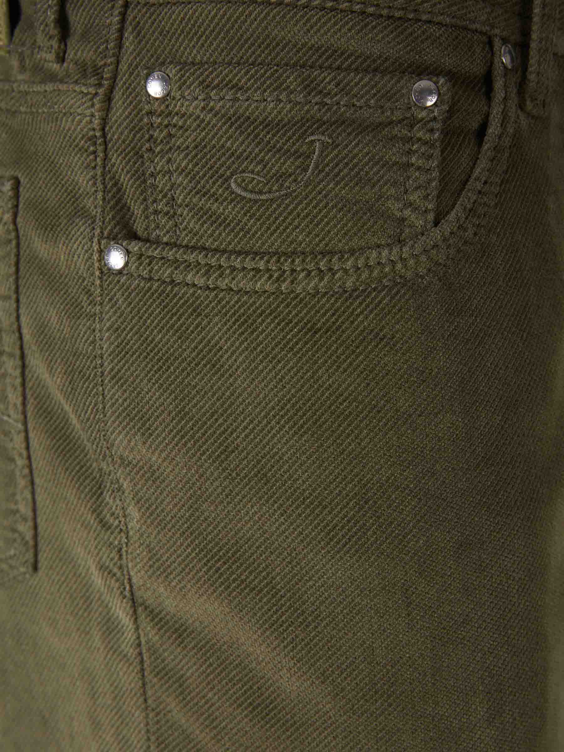 Outlet online Jacob Cohën Hombre Pantalones Slim Fit color Verde Oscuro sku 522-002960 02 - Foto 3