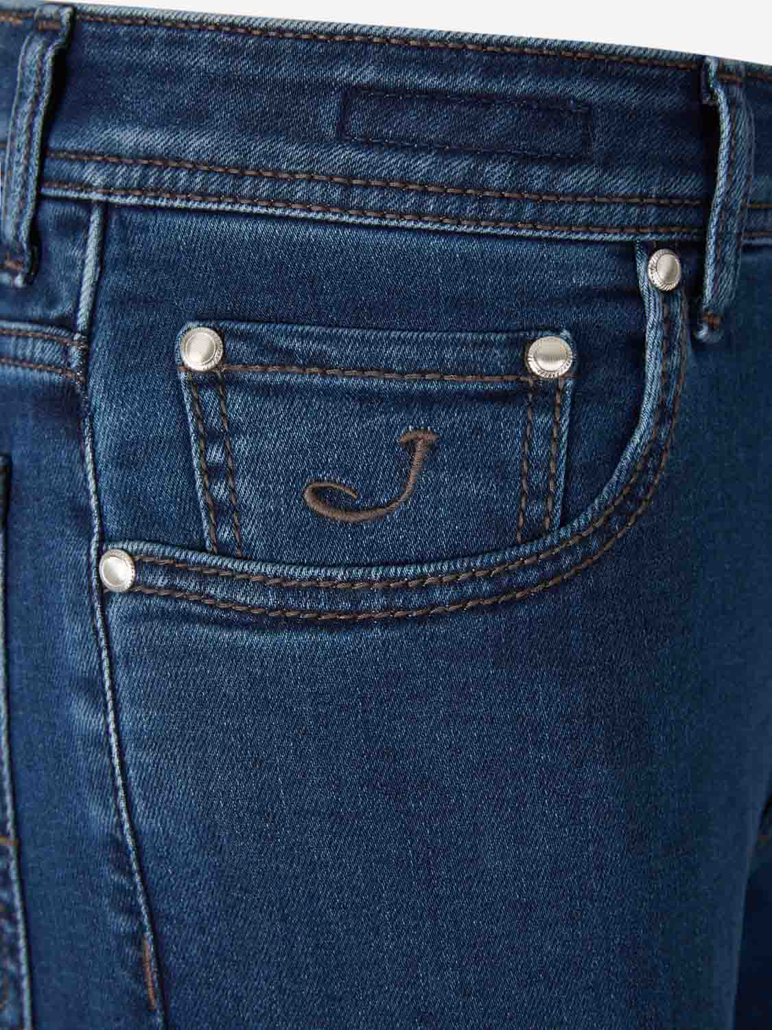 Outlet online Jacob Cohën Hombre Jeans Slim color Azul Denim Oscuro sku 522-002963 01 - Foto 3