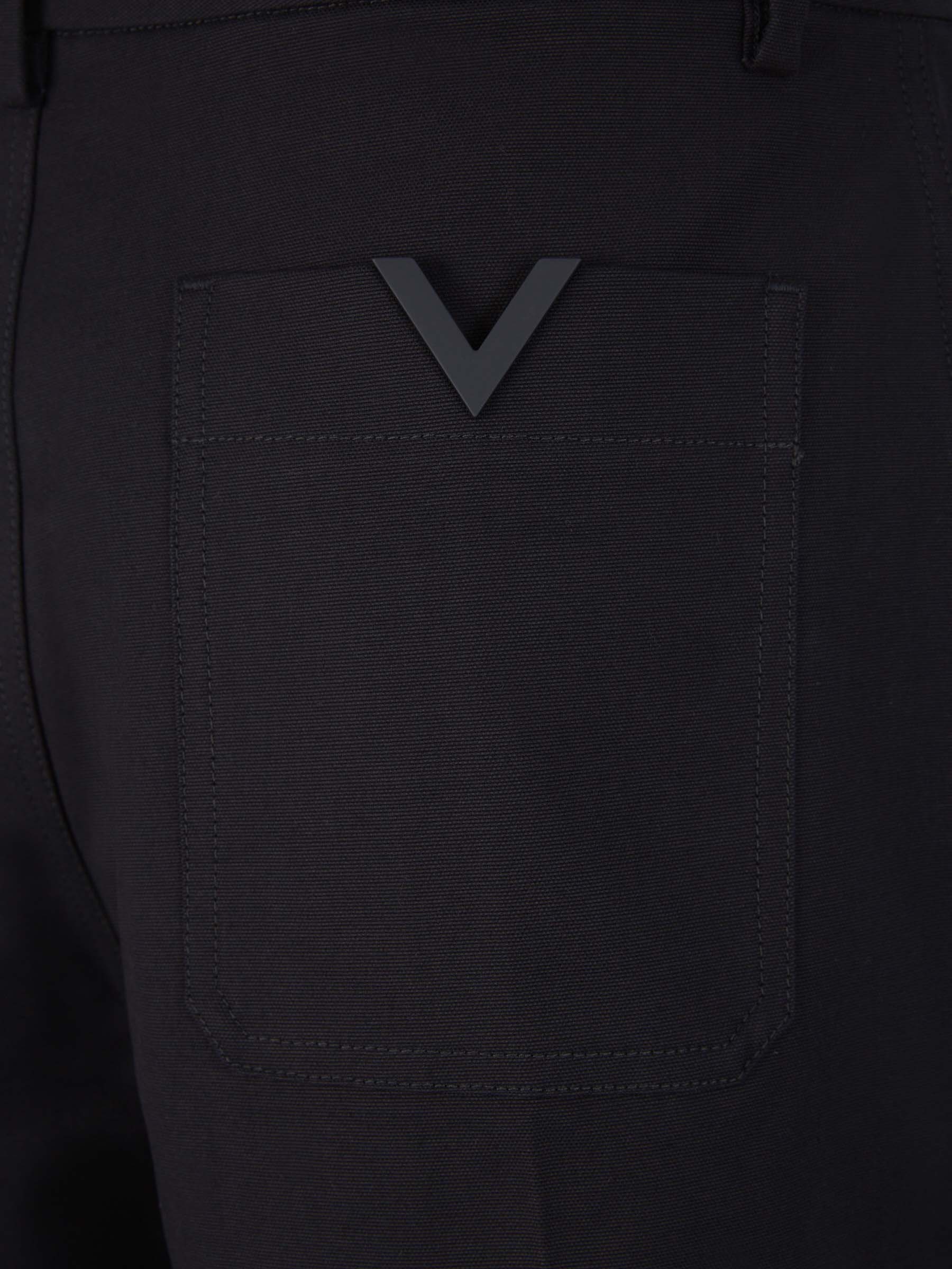 Outlet online Valentino Hombre Bermudas Lisas Algodón color Negro sku 523-000898 01 - Foto 5