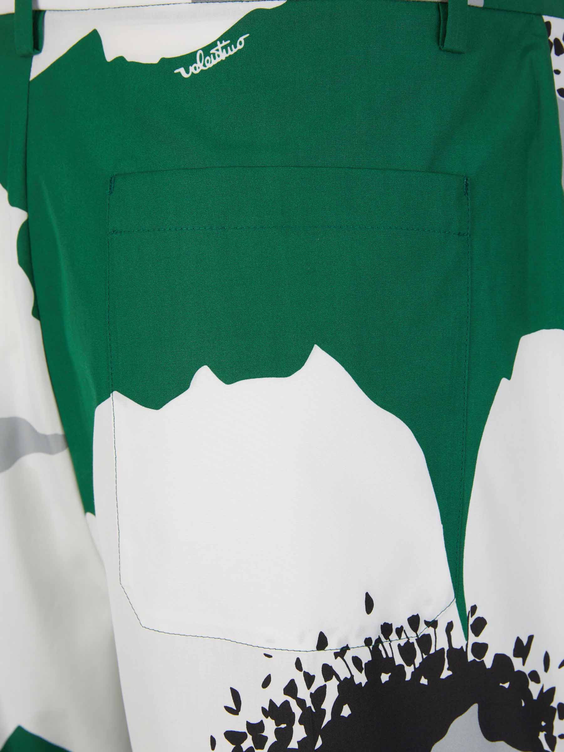 Outlet online Valentino Hombre Bermudas Motivo Valentino Flower Portrait color Verde Menta sku 523-000955 01 - Foto 5
