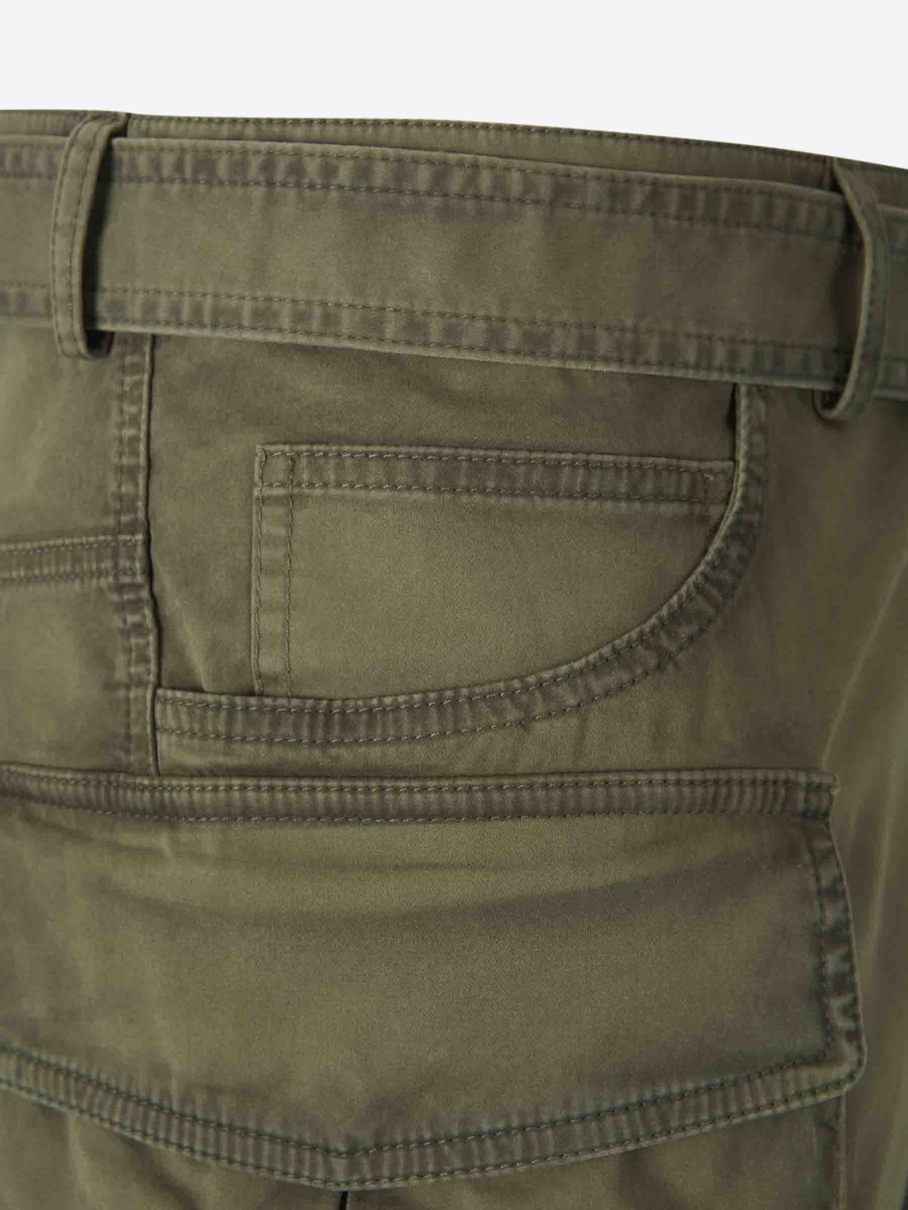Balmain Hombre Barcelona Bermudas Cargo Algodón color Verde Militar sku 523-001096 01 - Foto 4