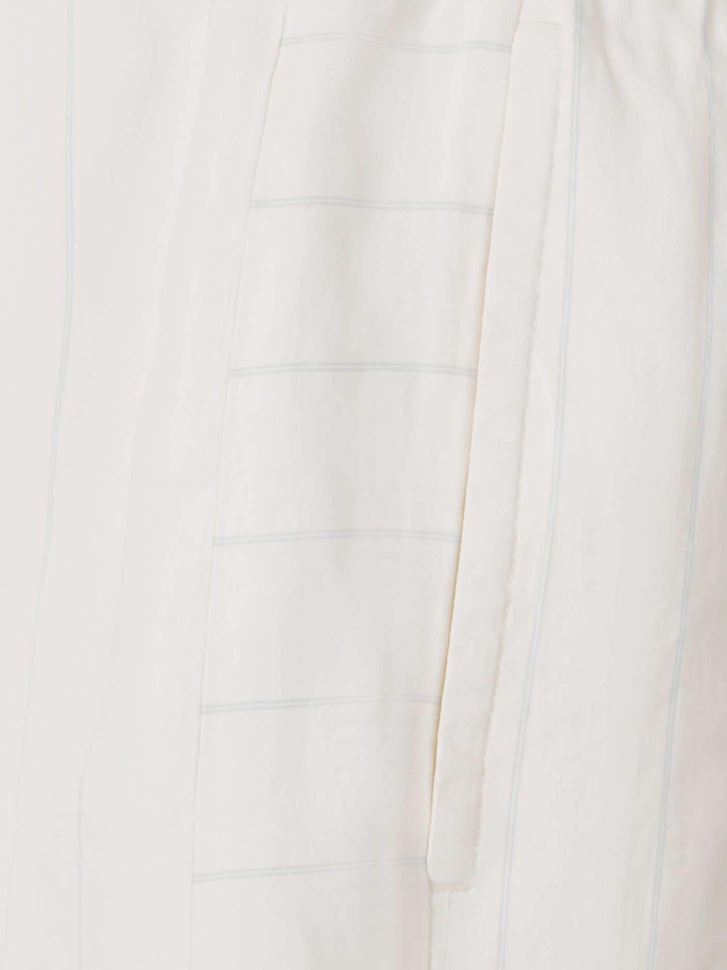 Wales Bonner Hombre Barcelona Bermudas Rayas Lino color Beige sku 523-001140 01 - Foto 3