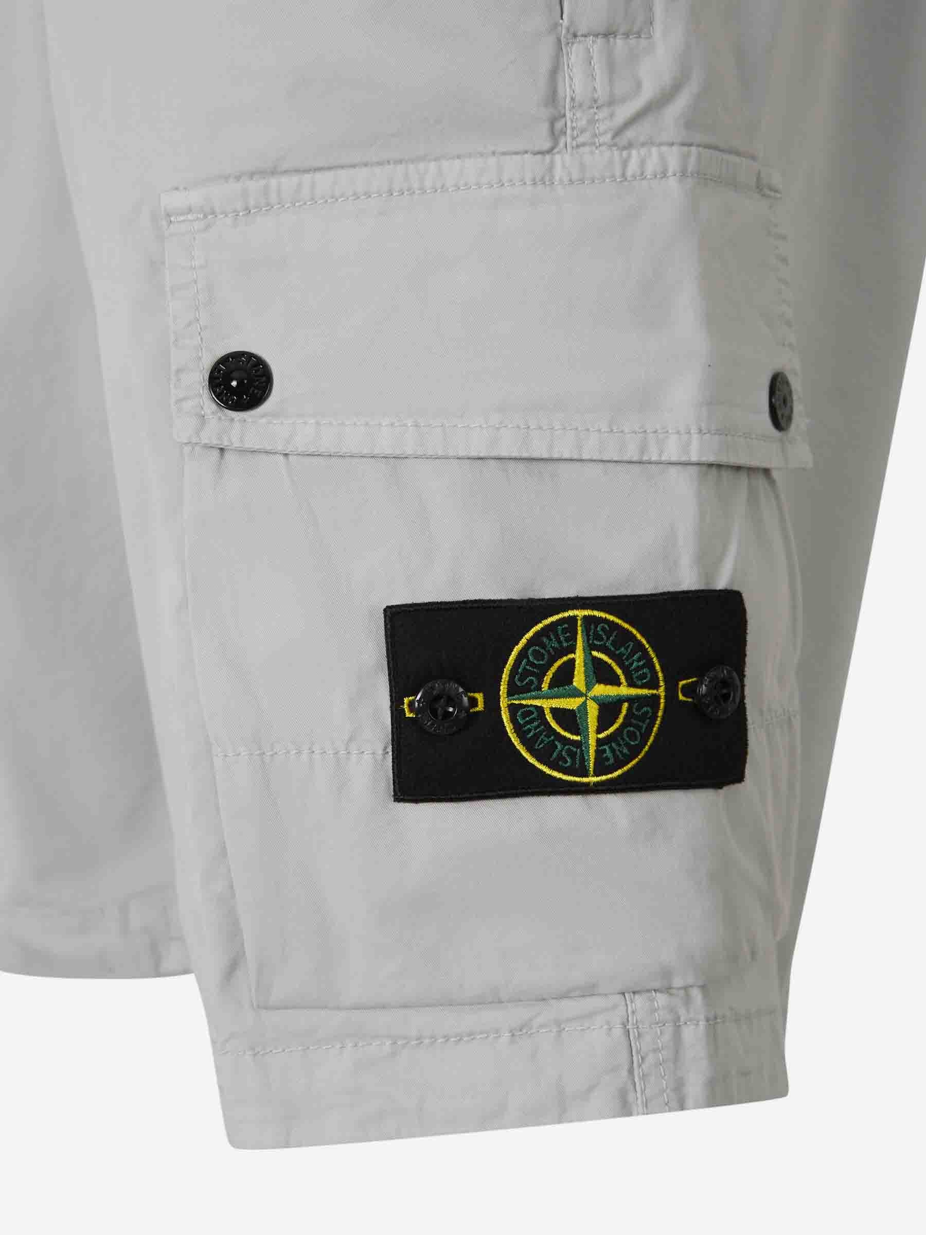 Stone Island Hombre Barcelona Bermuda Cargo Sarga color Gris Claro sku 523-001148 02 - Foto 5