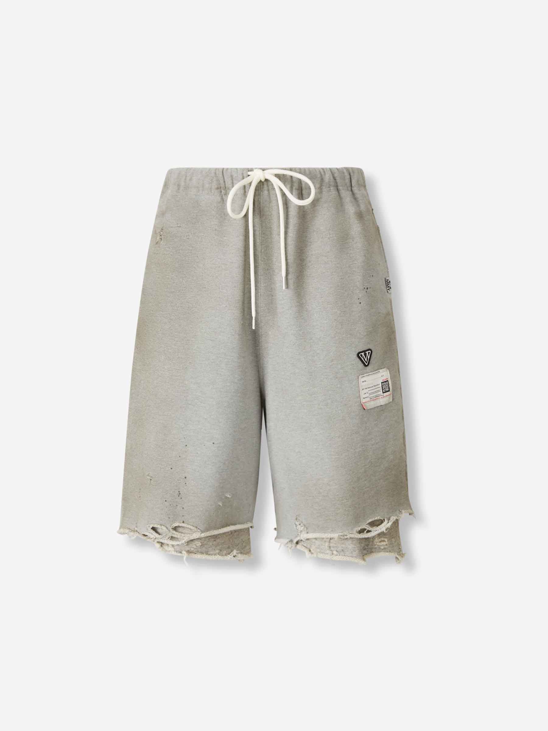 Outlet online Maison Mihara Yasuhiro Hombre Bermudas a Capas color Gris sku 523-001220 01 - Foto 1