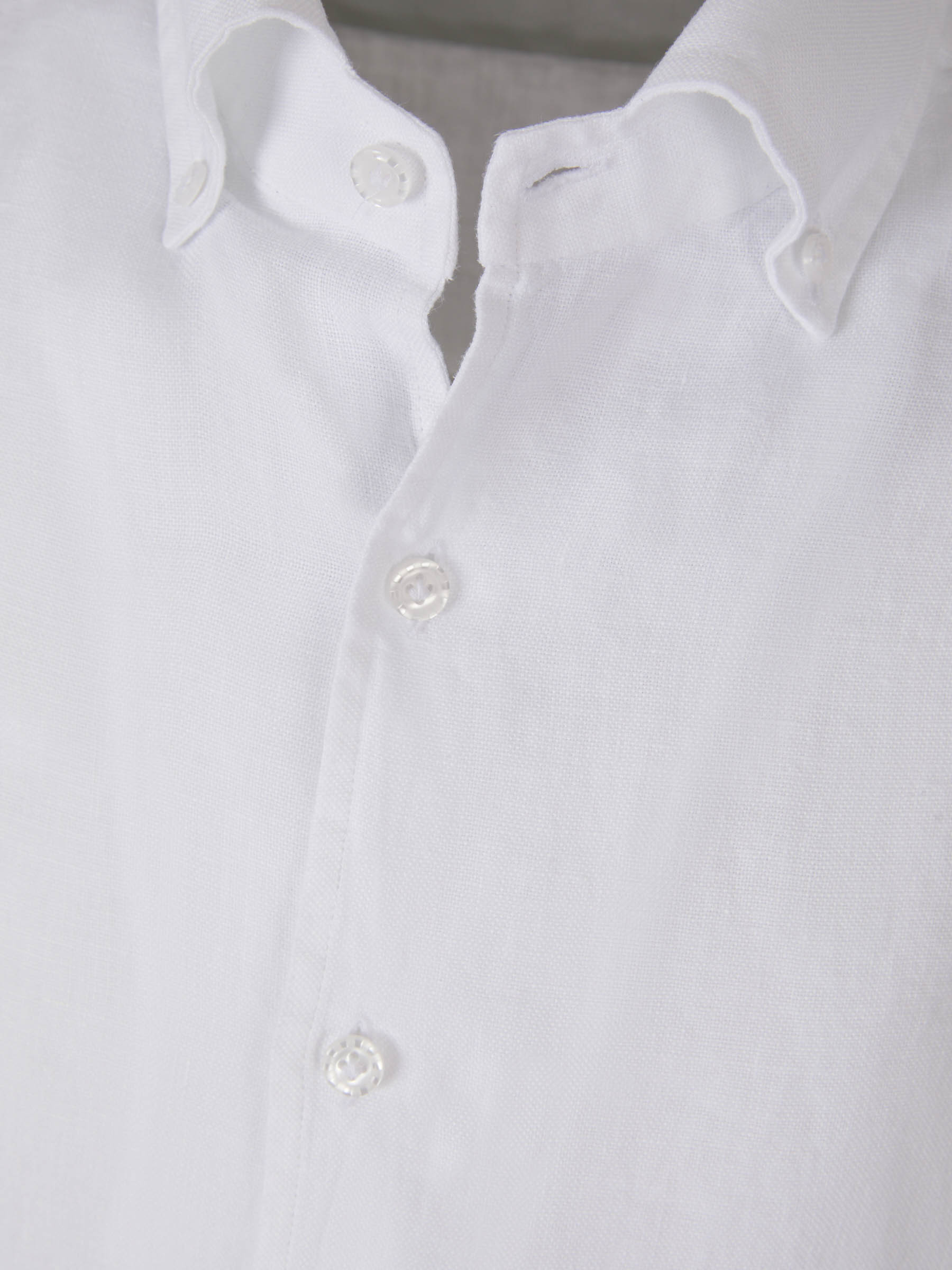 Outlet online Santa Eulalia Hombre Camisa Lino Lisa color Blanco sku 531-005906 01 - Foto 3