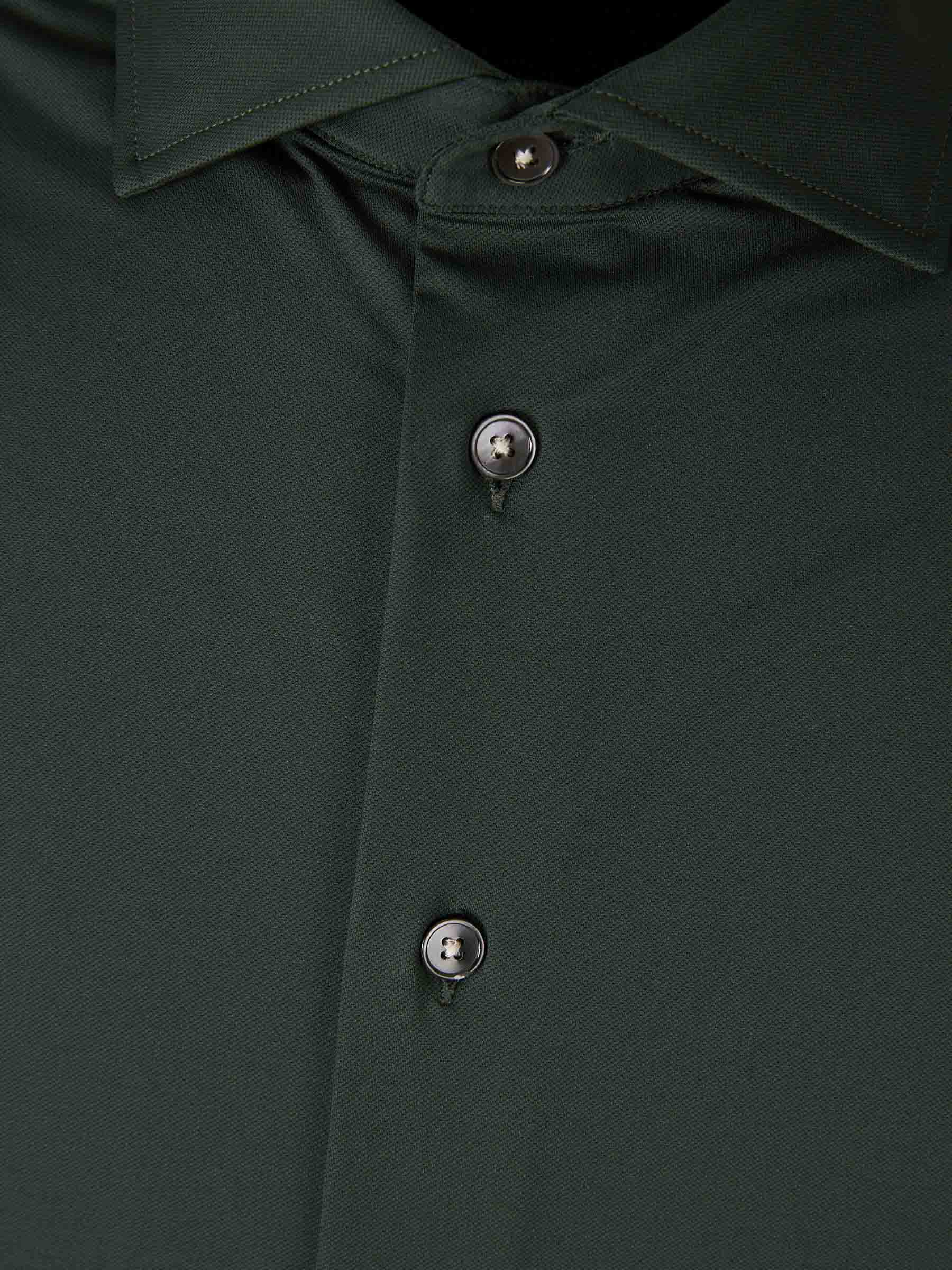 Outlet online Traiano Milano Hombre Camisa Vestir Lisa color Verde Oscuro sku 531-006503 01 - Foto 3