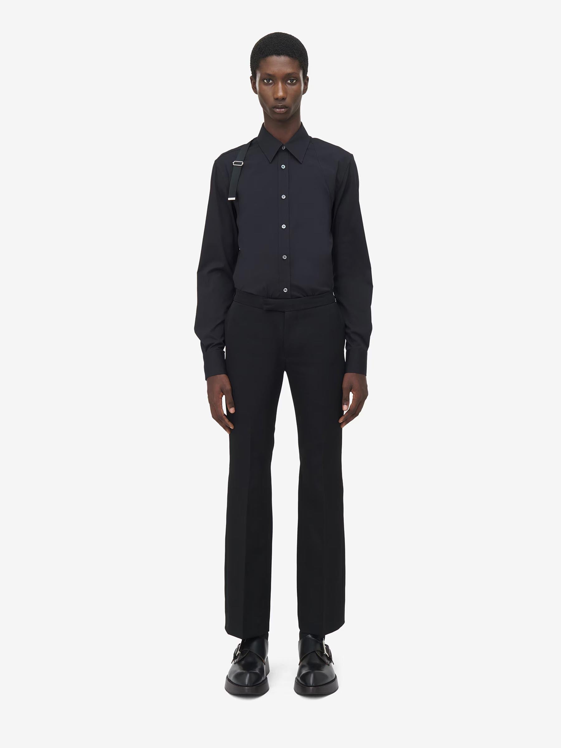 Outlet online McQueen Hombre Camisa Harness color Negro sku 531-006511 01 - Foto 2