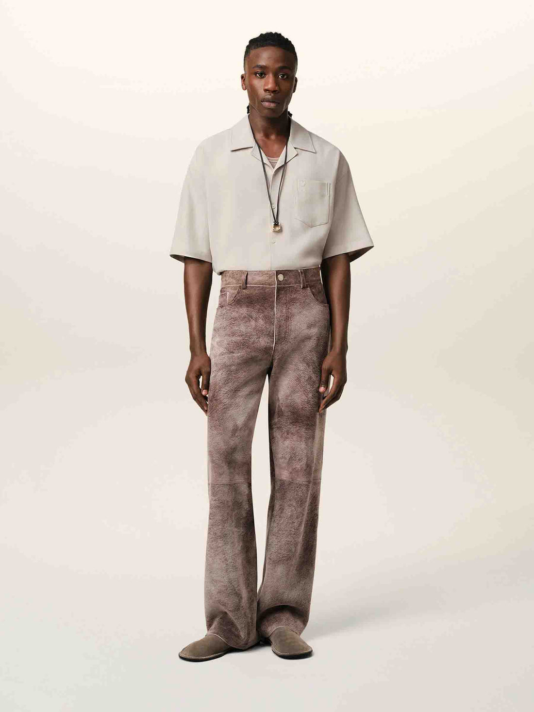 Ami Paris Hombre Barcelona Camisa Campera Algodón color Taupe sku 532-000653 02 - Foto 2