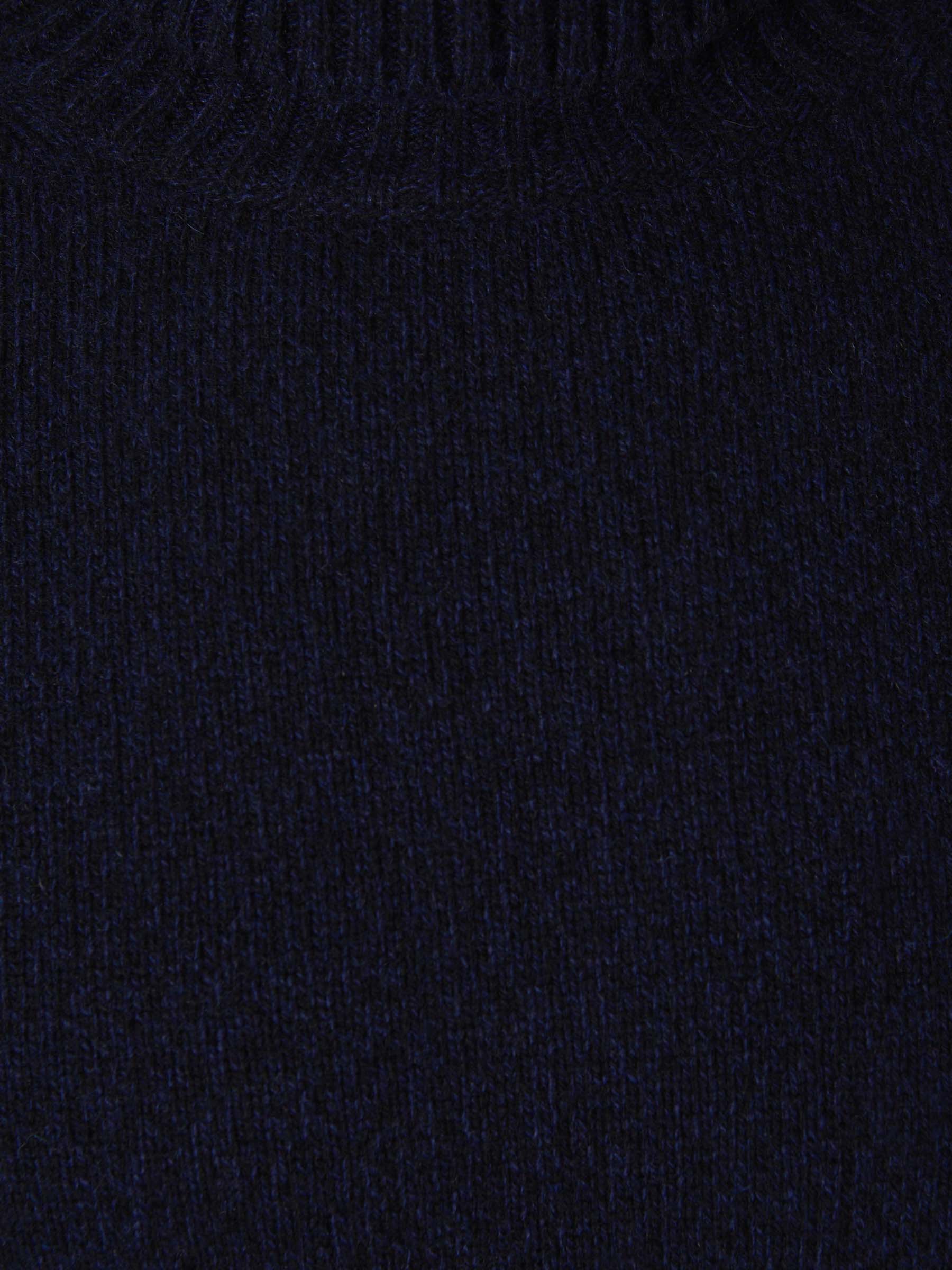 Outlet online Ami Paris Hombre Jersey Cuello Alto Cashmere color Azul Noche sku 542-002257 02 - Foto 5