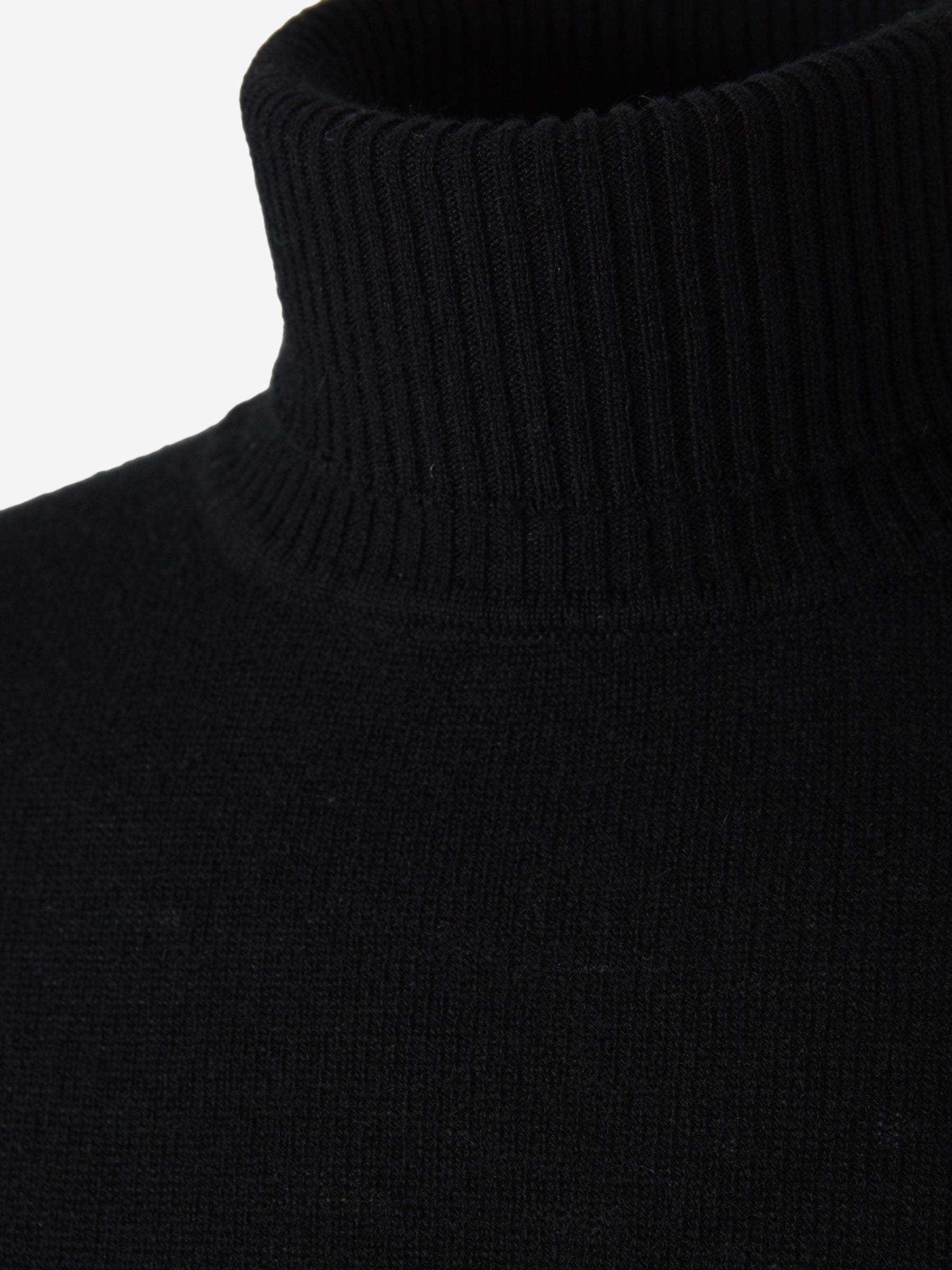 Outlet online Santa Eulalia Hombre Jersey Cuello Alto color Negro sku 542-002299 01 - Foto 3