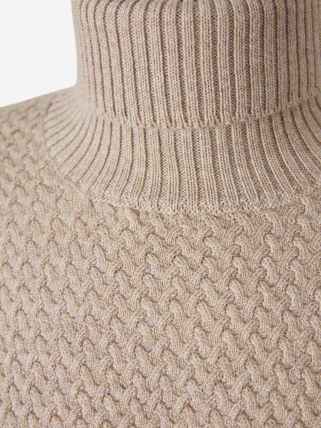 Outlet online Santa Eulalia Hombre Jersey Cuello Alto color Beige sku 542-002553 01 - Foto 3
