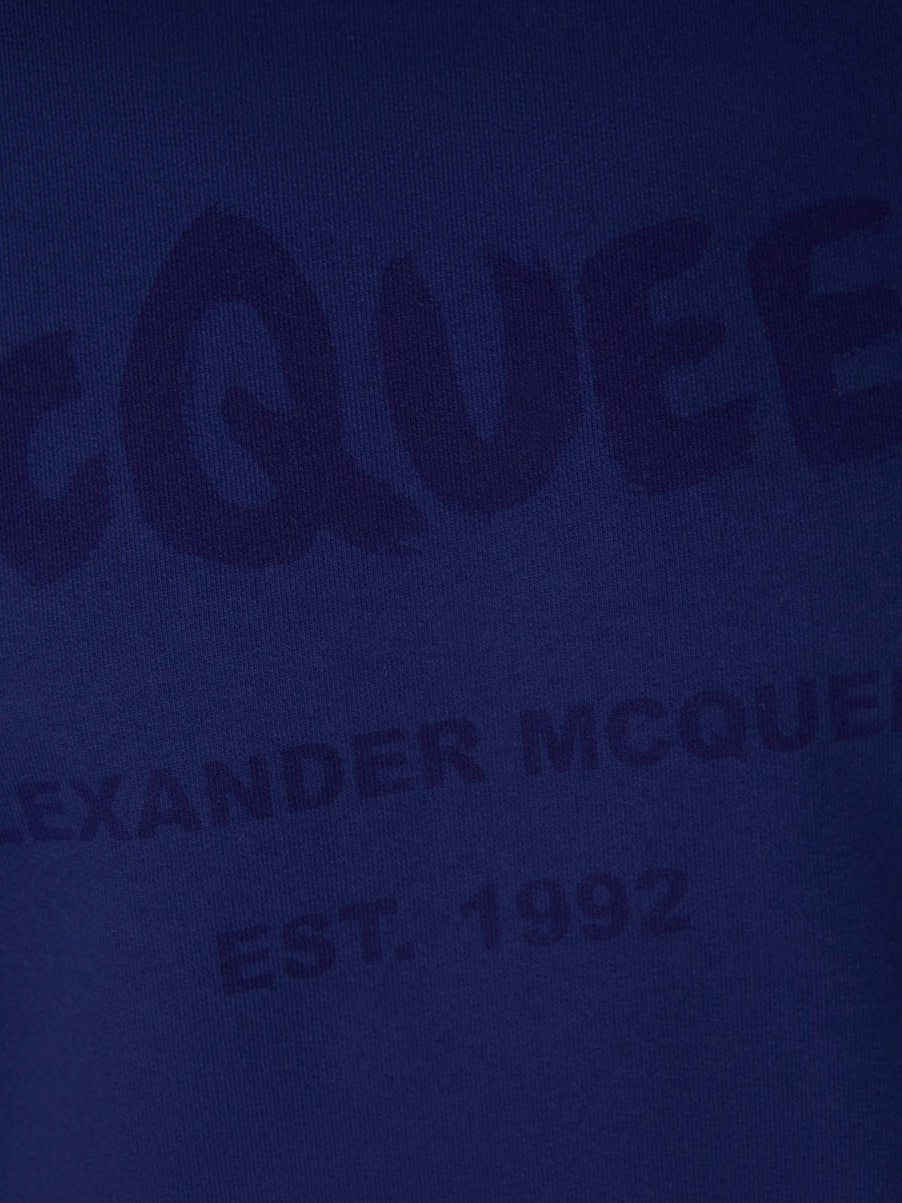 Outlet online Alexander McQueen Hombre Sudadera Estampada Algodón color Azul Marino sku 545-001370 02 - Foto 9