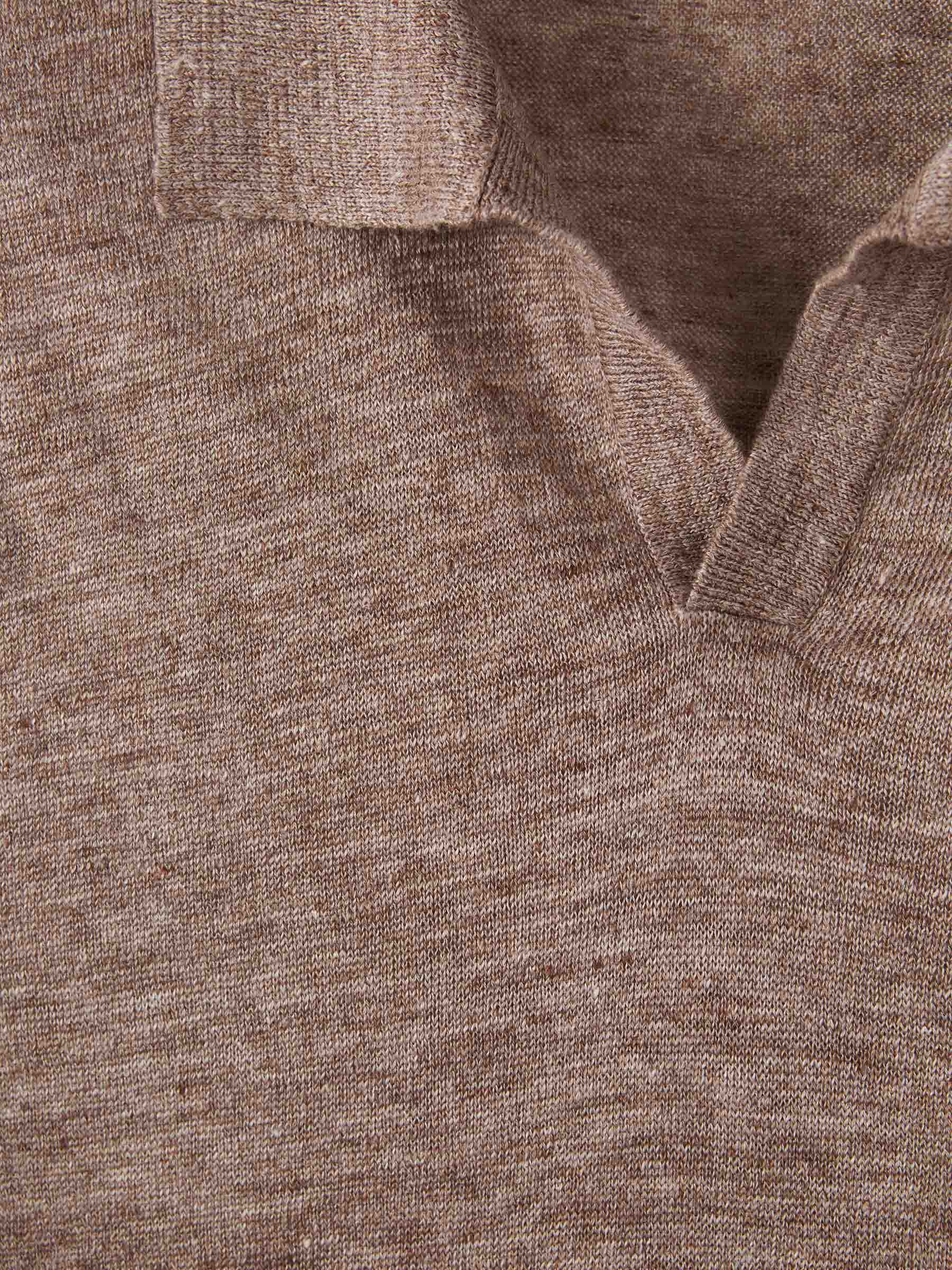 Outlet online Santa Eulalia Hombre Polo Punto Lino color Marrón sku 552-001593 03 - Foto 3